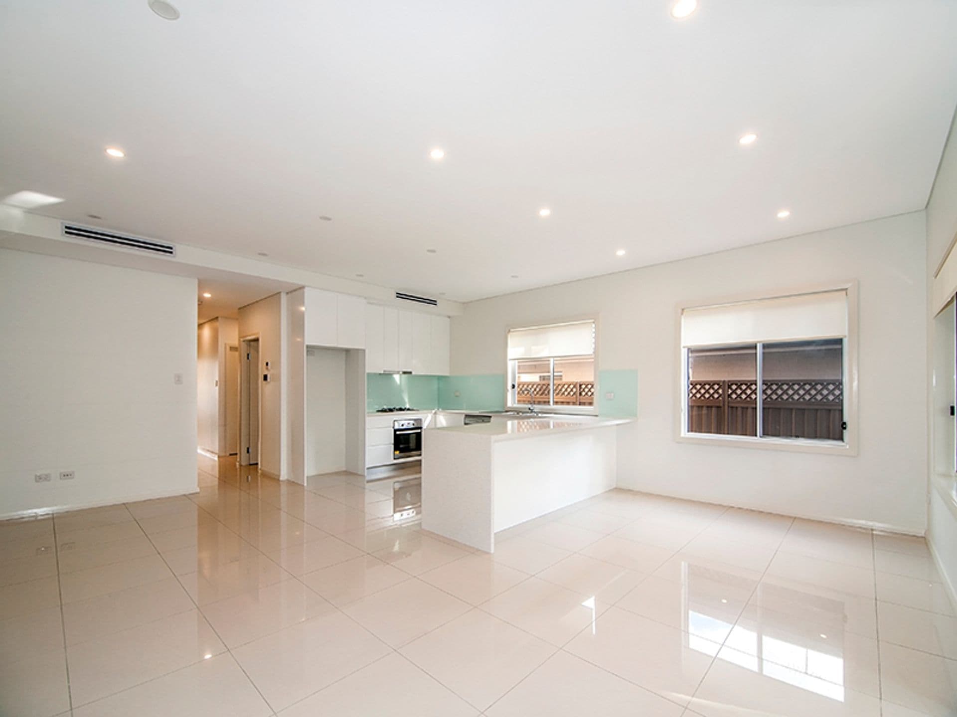 3/8-10 Revesby Place, Revesby, NSW, 2212, East Hills - Thumbnail 4