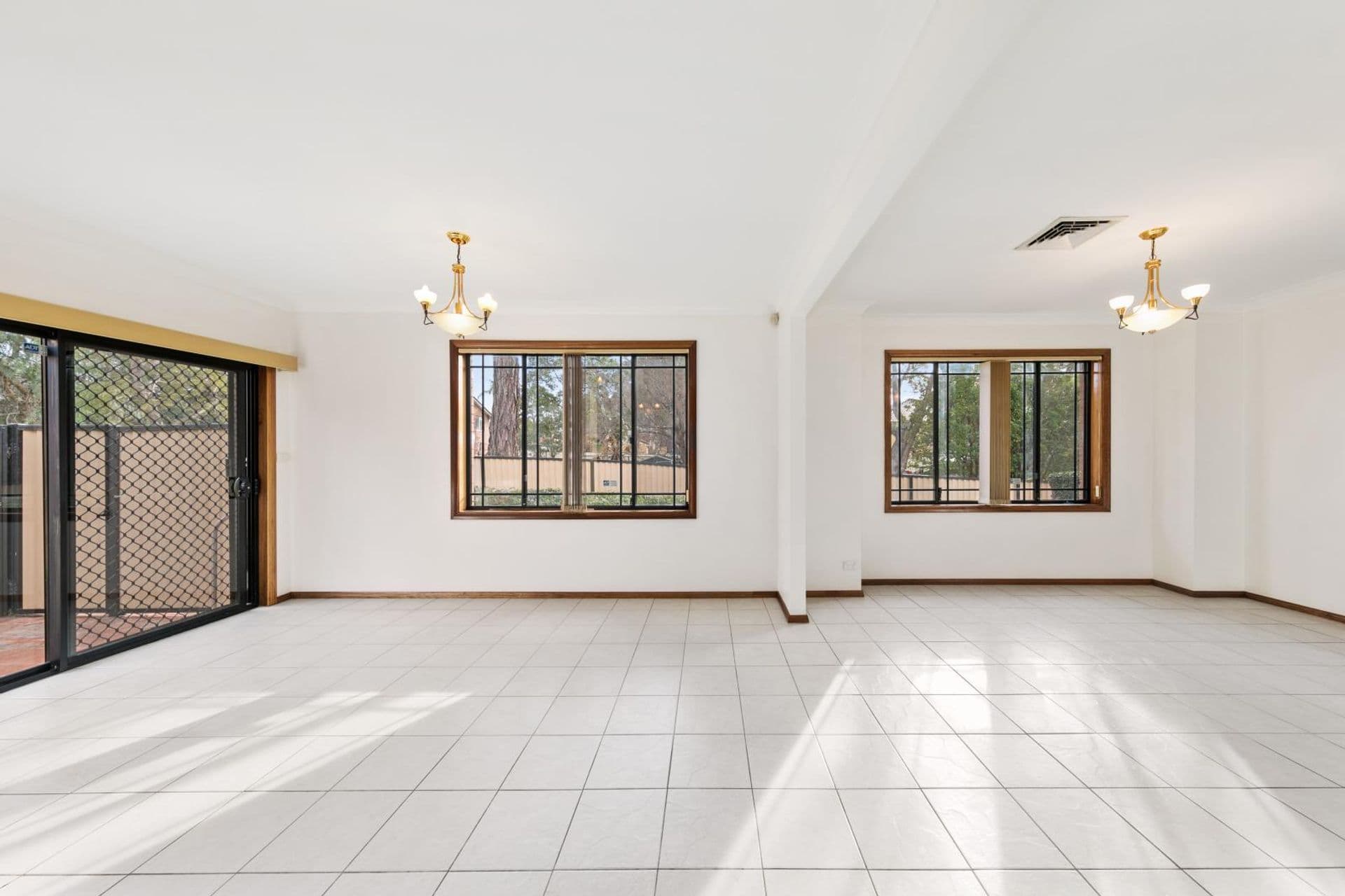 2/76 Vega Street, Revesby, NSW, 2212, Revesby - Thumbnail 4