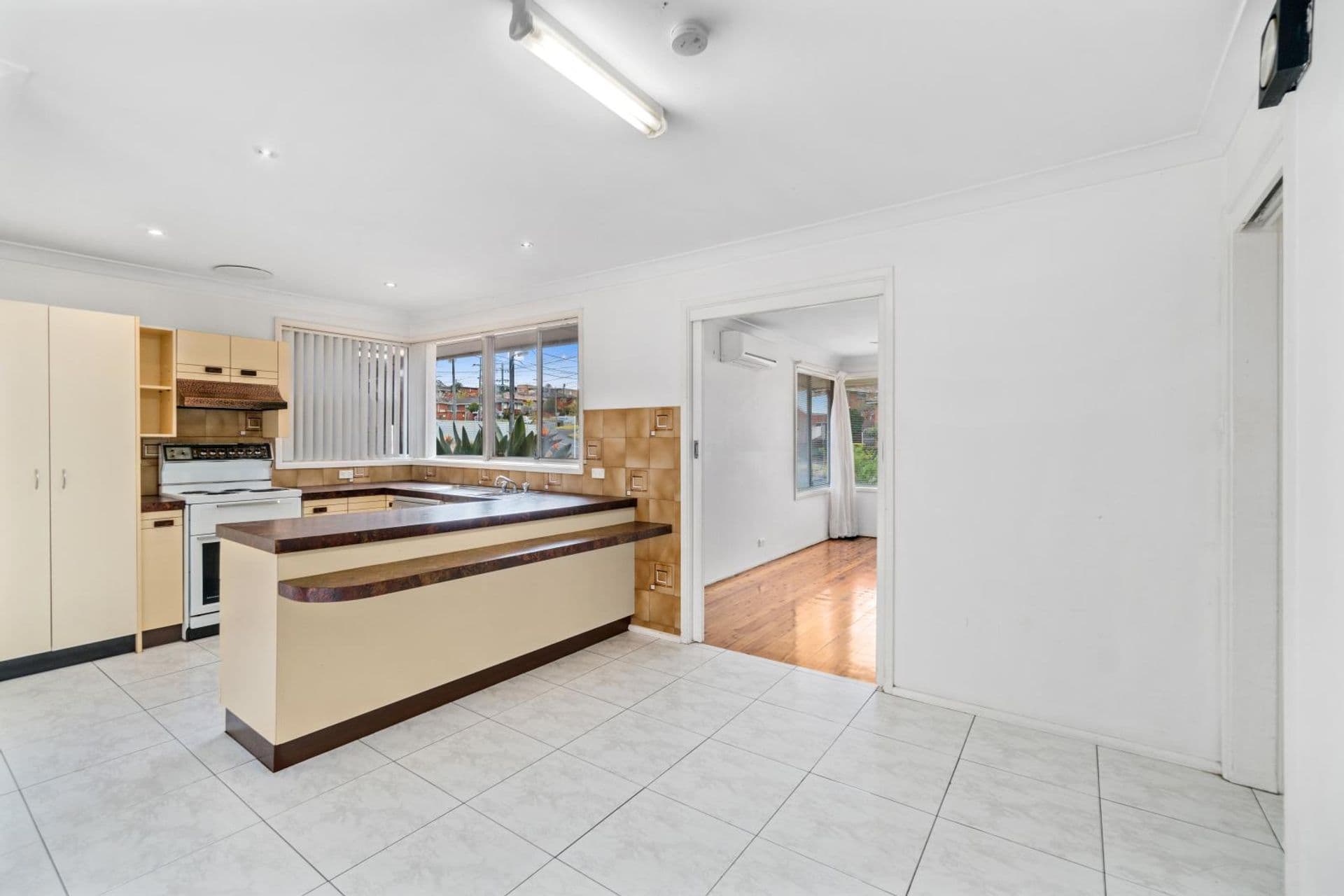 3/8-10 Revesby Place, Revesby, NSW, 2212, Georges Hall - Thumbnail 4