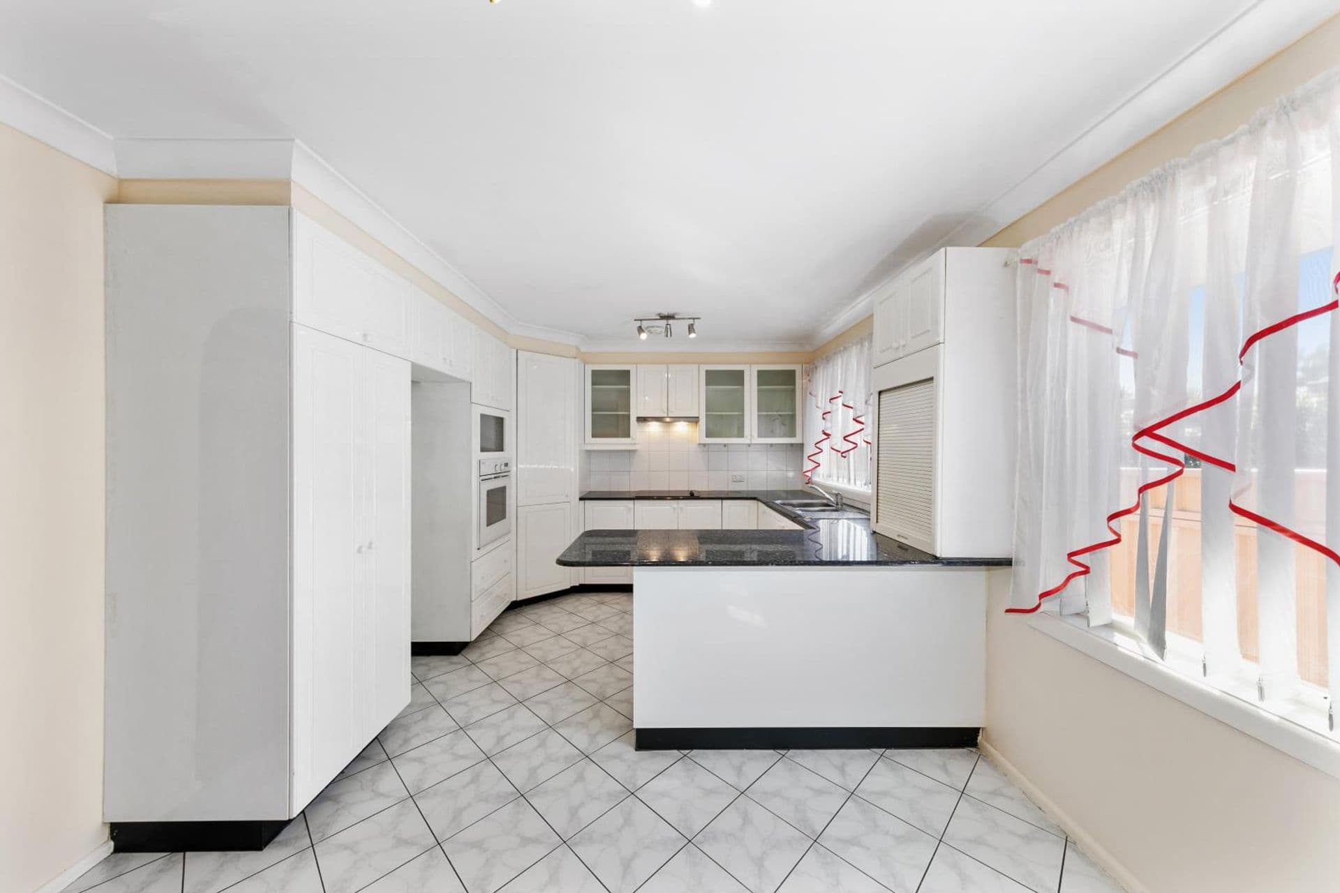 3/8-10 Revesby Place, Revesby, NSW, 2212, Revesby - Thumbnail 2