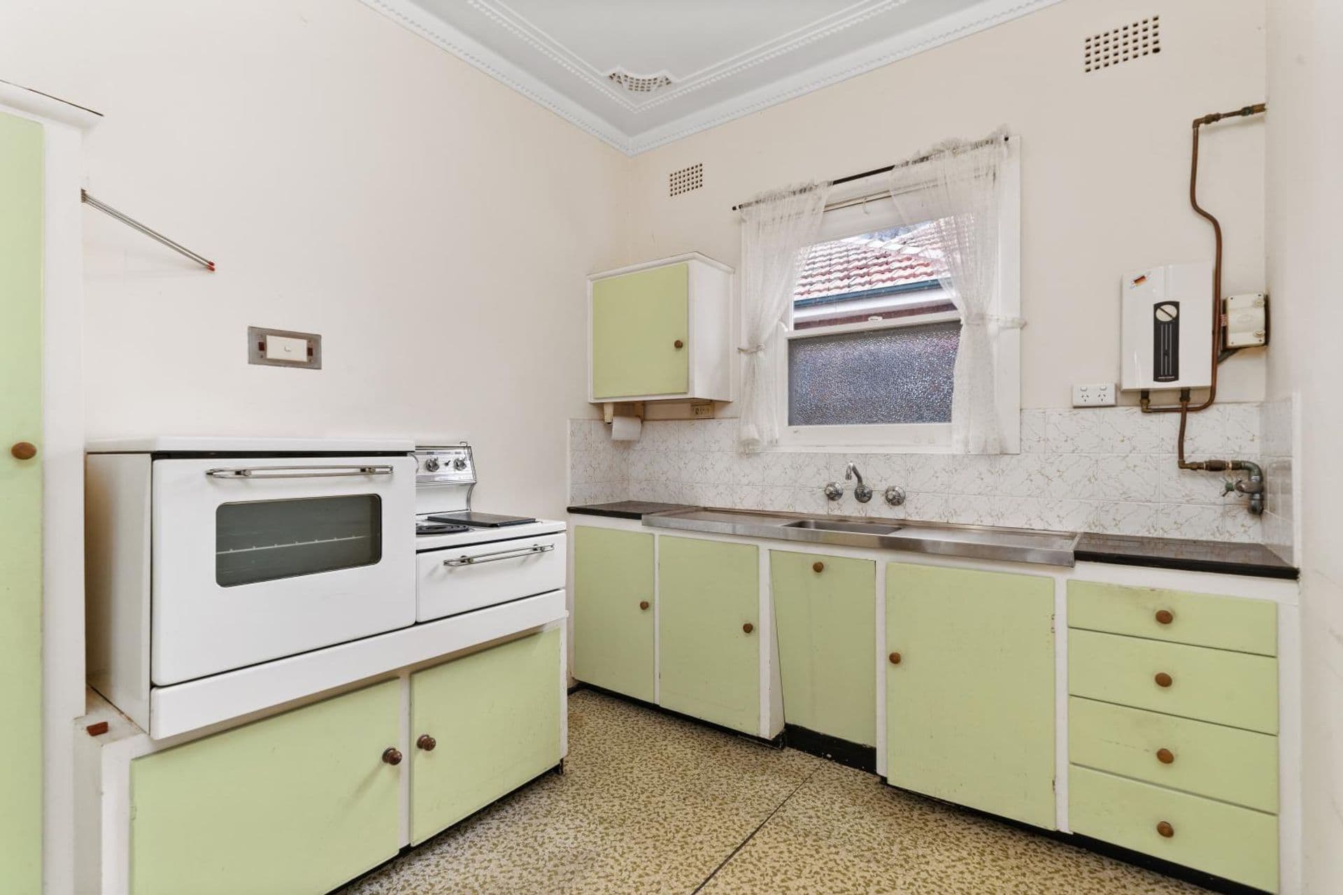 3/8-10 Revesby Place, Revesby, NSW, 2212, Hurstville - Thumbnail 4