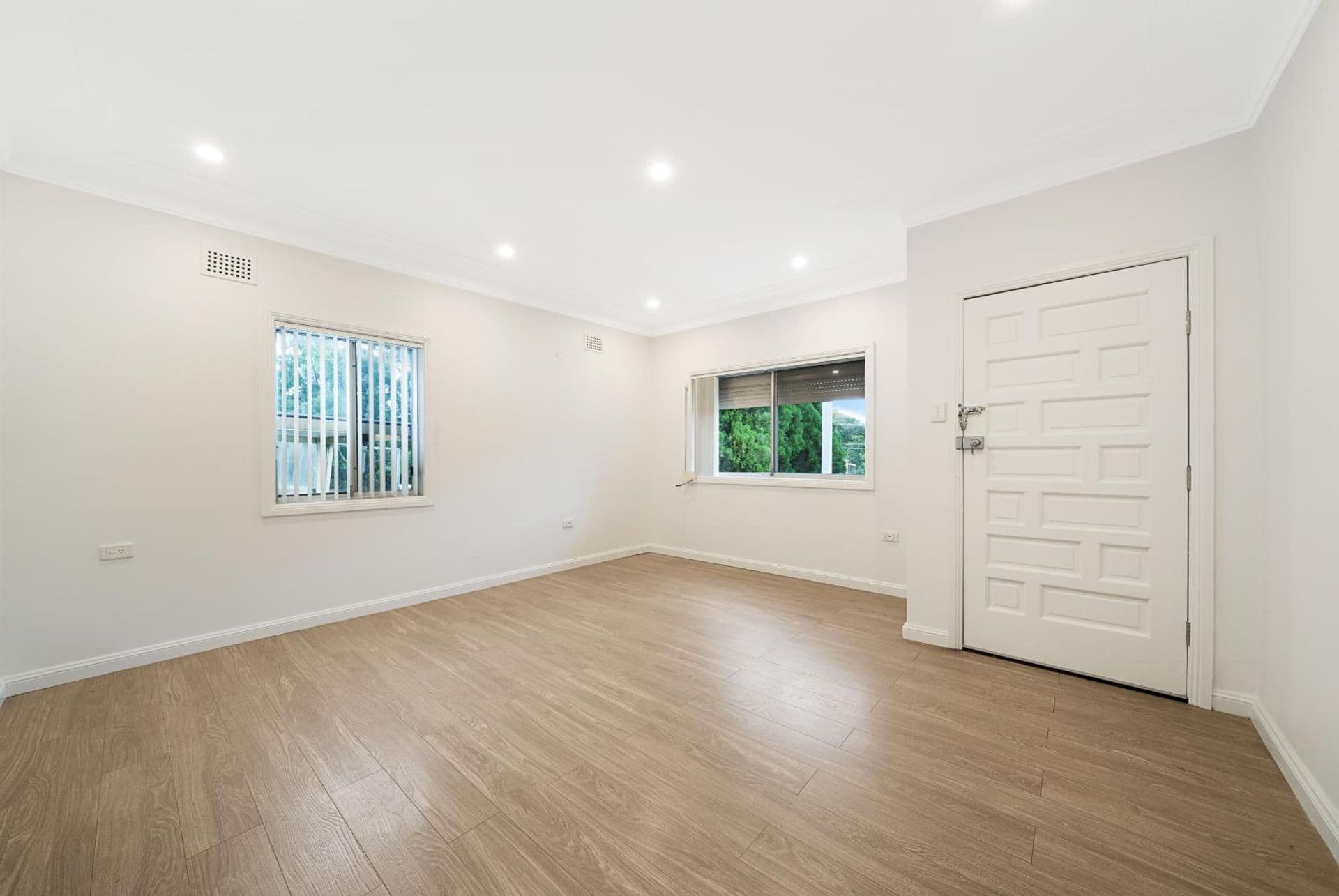 3/8-10 Revesby Place, Revesby, NSW, 2212, Georges Hall - Thumbnail 5