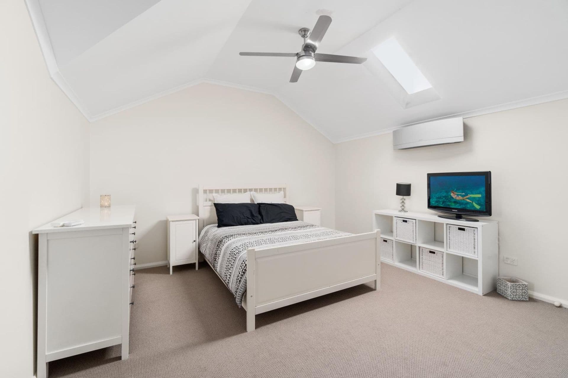 2/243 Epsom Road, Chipping Norton, NSW, 2170, Chipping Norton - Image 1