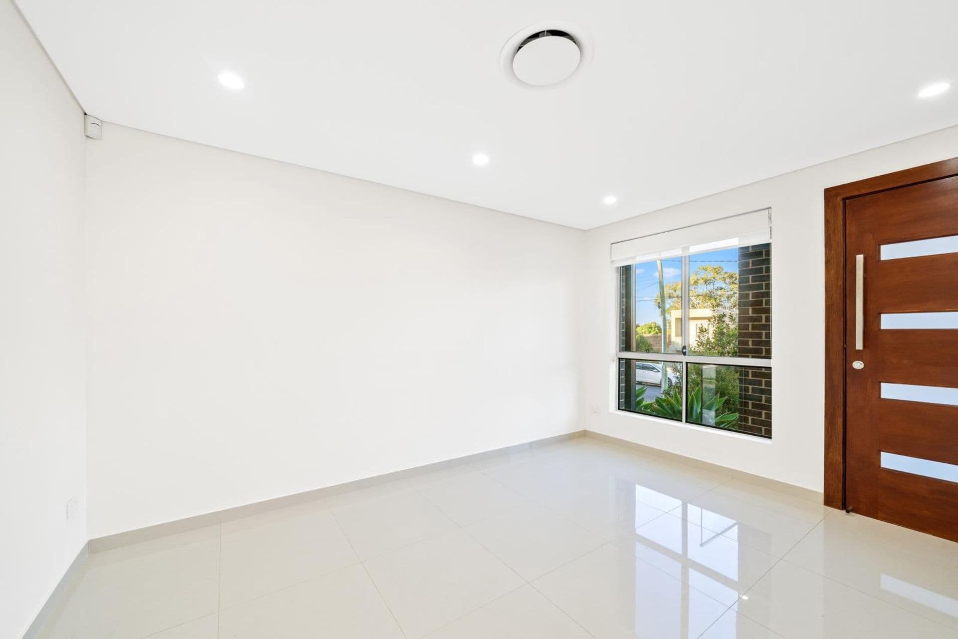 3/8-10 Revesby Place, Revesby, NSW, 2212, Revesby Heights - Thumbnail 2