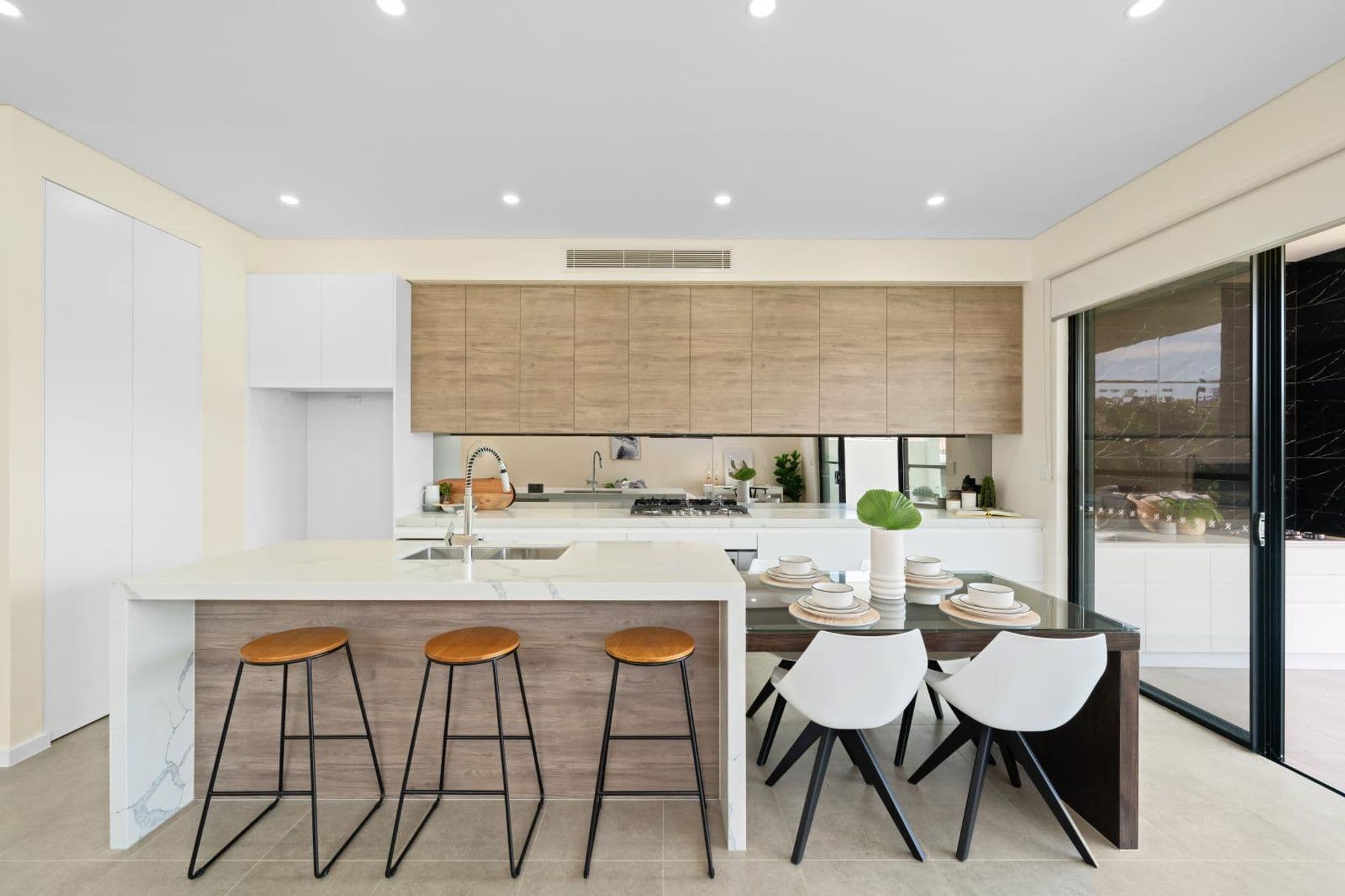 3/8-10 Revesby Place, Revesby, NSW, 2212, Picnic Point - Thumbnail 2