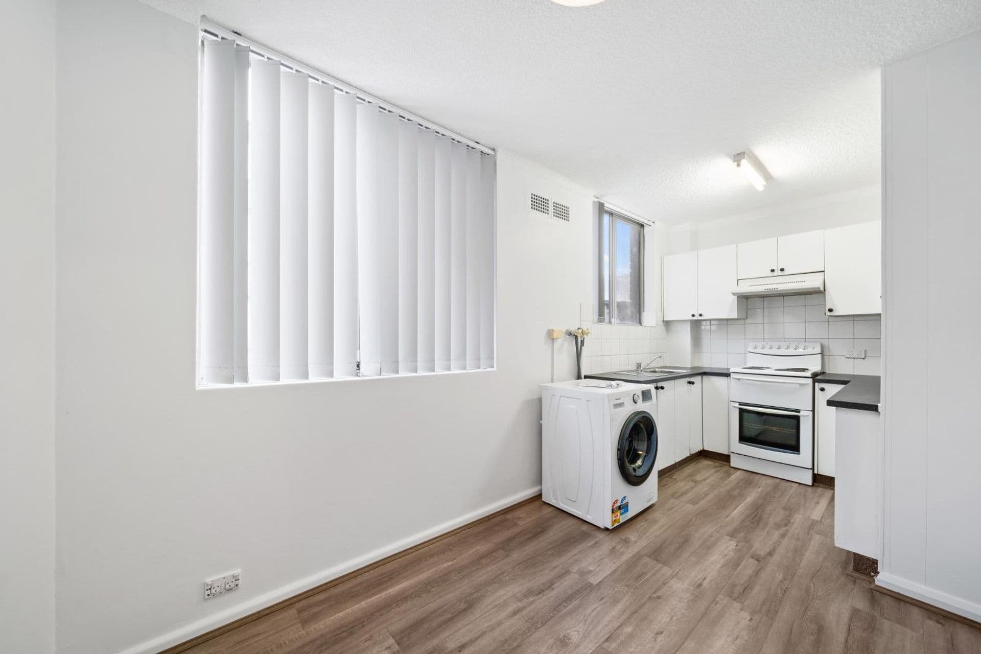 1/53 Northumberland Road, Auburn, NSW, 2144, Auburn - Thumbnail 2