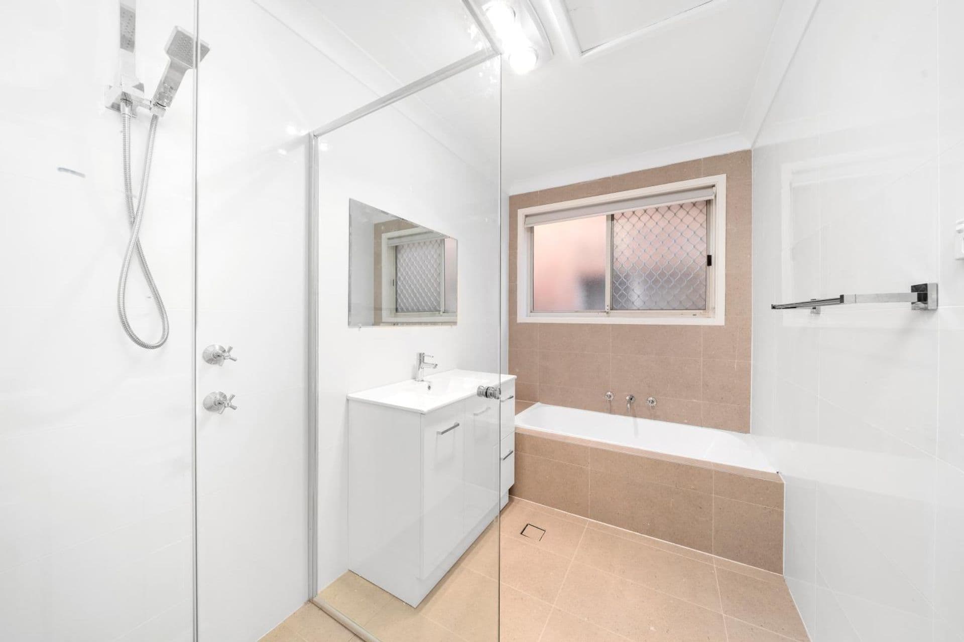 2/13 Doyle Road, Revesby, NSW, 2212, Revesby - Thumbnail 7