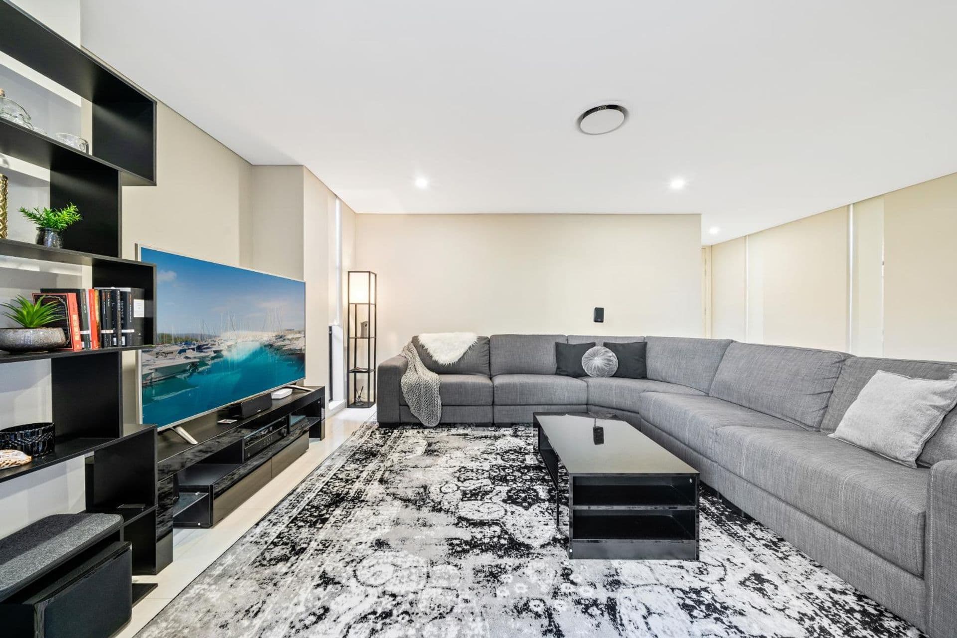 3/8-10 Revesby Place, Revesby, NSW, 2212, Revesby - Thumbnail 2