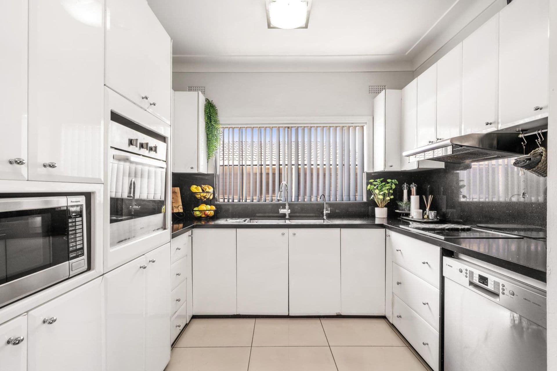 28 Adeline Street, Bass Hill, NSW, 2197, Bass Hill - Thumbnail 2