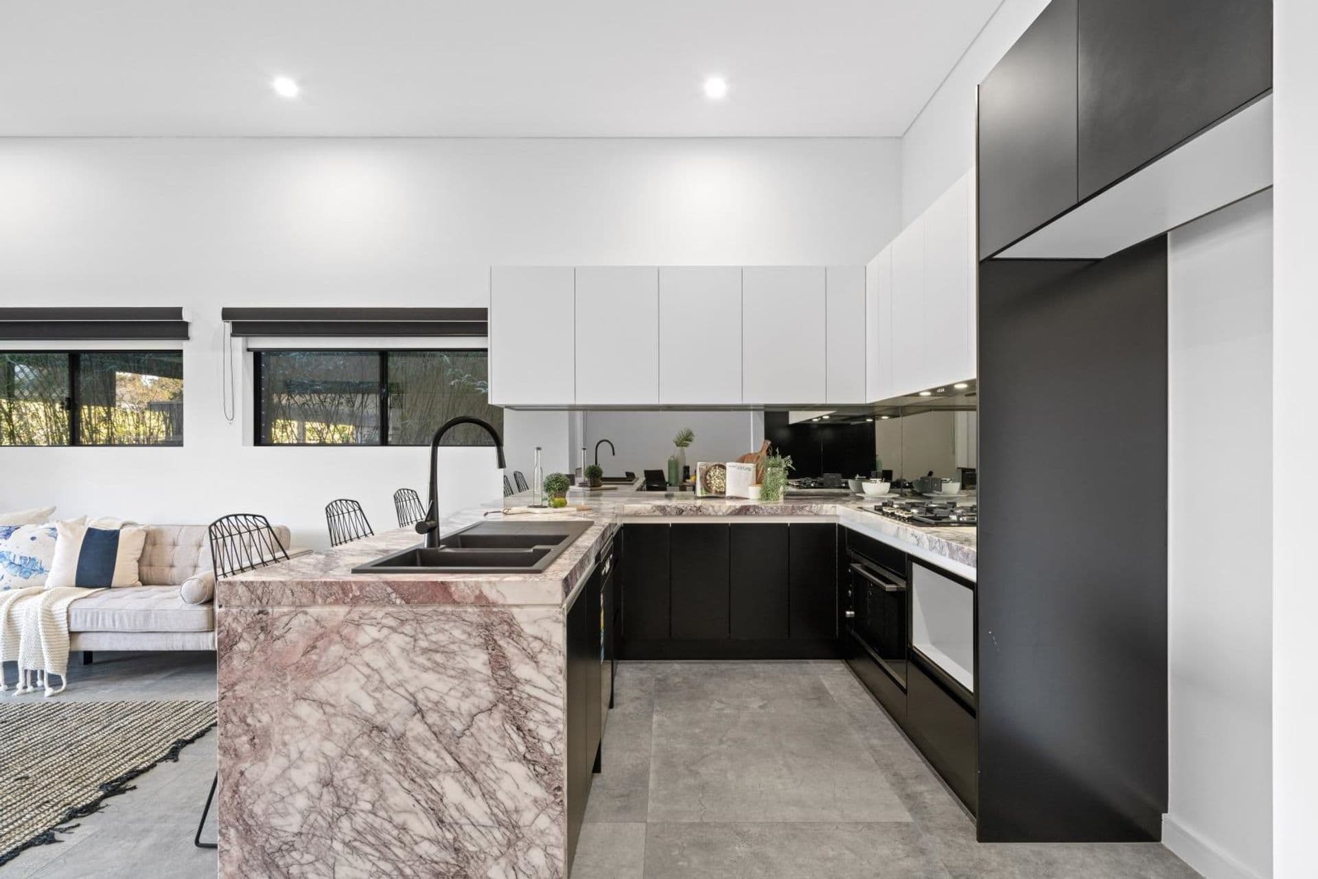 3/8-10 Revesby Place, Revesby, NSW, 2212, Picnic Point - Thumbnail 3