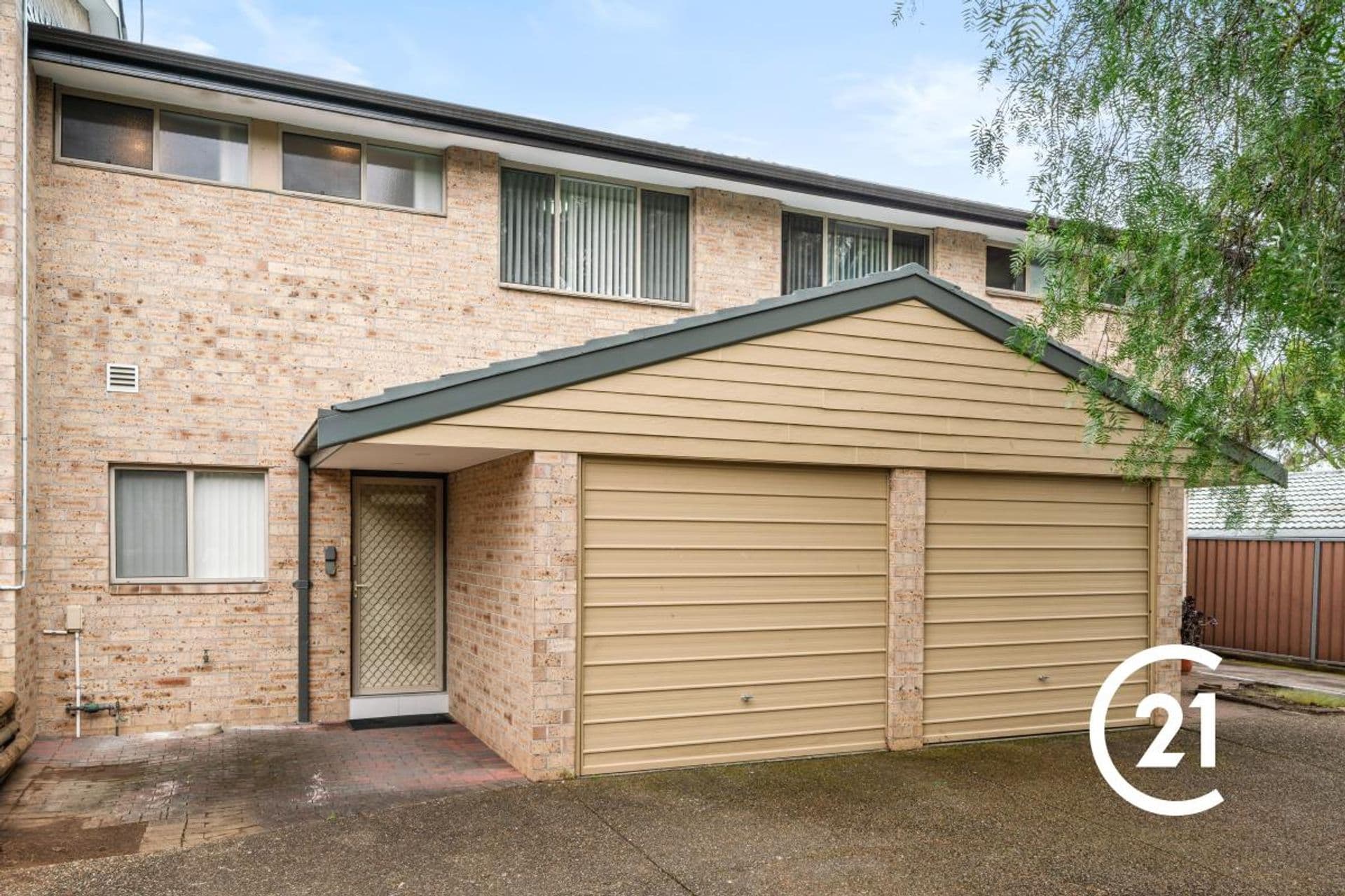 2/135 Rex Road, Georges Hall, NSW, 2198, Georges Hall - Image 1