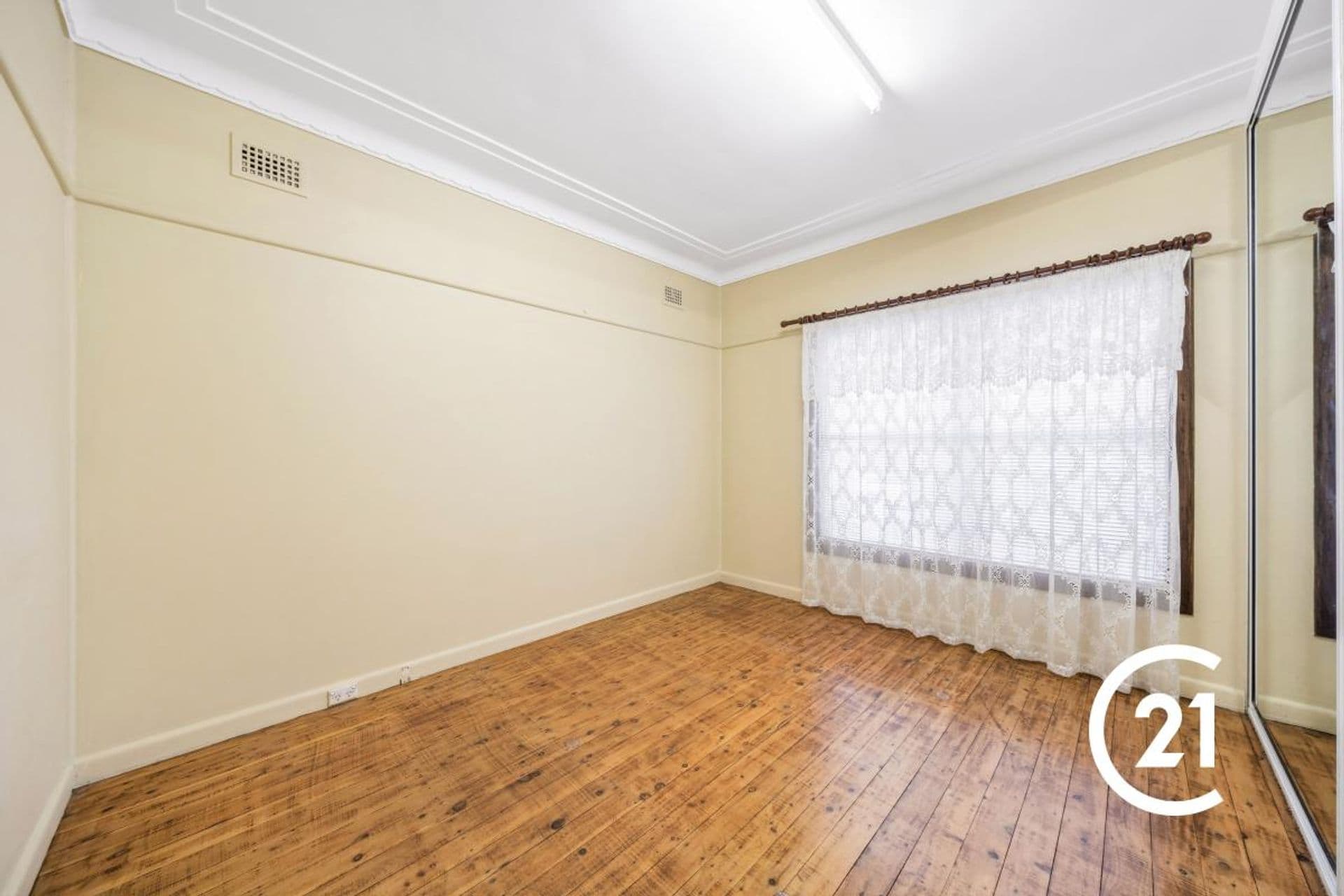 42 Arlewis Street, Chester Hill, NSW, 2162, Chester Hill - Thumbnail 3