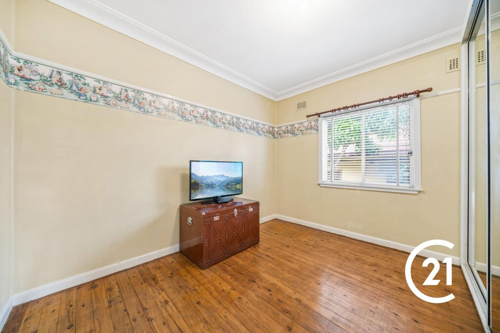 42 Arlewis Street, Chester Hill, NSW, 2162, Chester Hill - Thumbnail 4