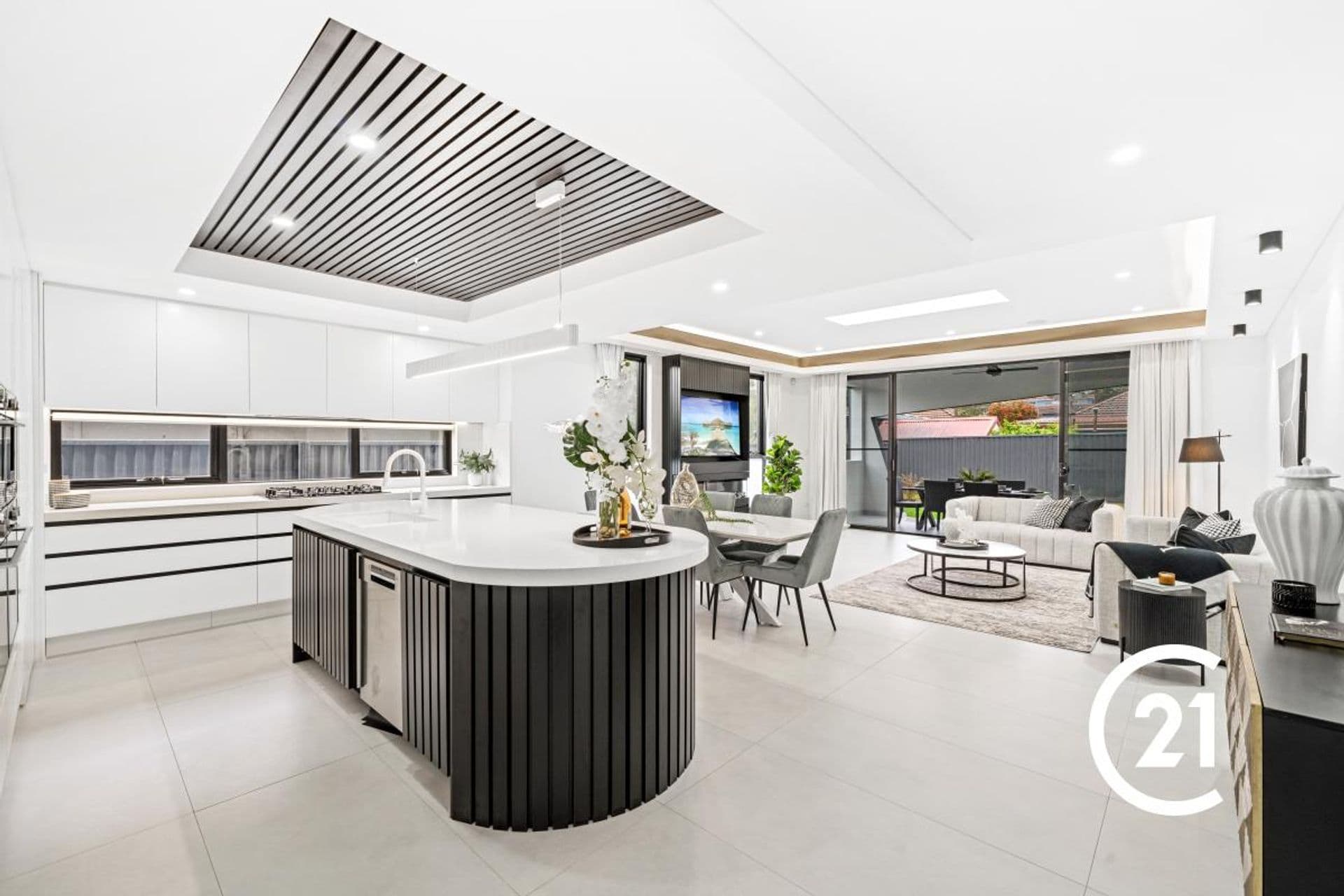 3/8-10 Revesby Place, Revesby, NSW, 2212, Panania - Thumbnail 2