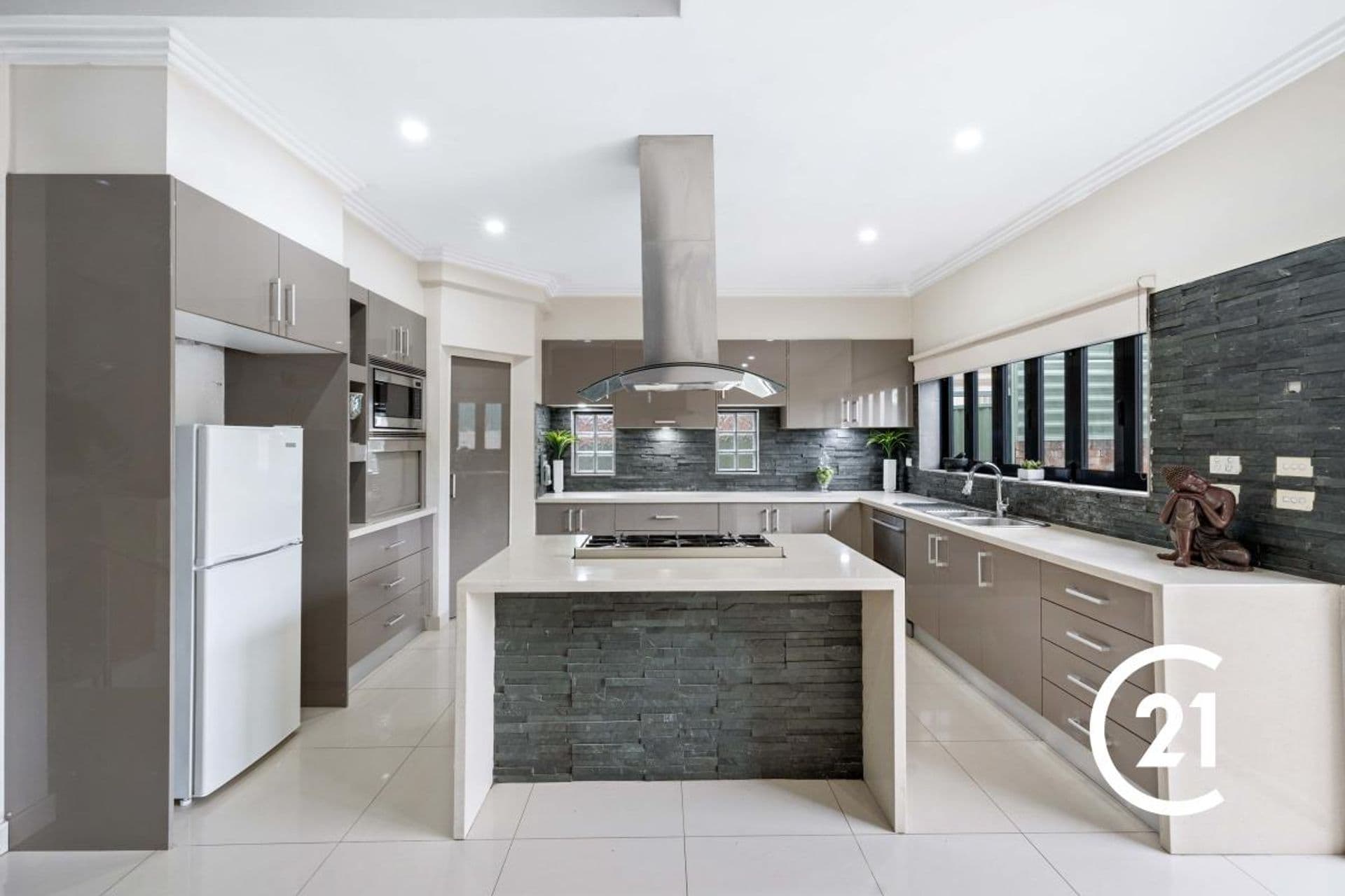 3/8-10 Revesby Place, Revesby, NSW, 2212, Mount Pritchard - Thumbnail 3