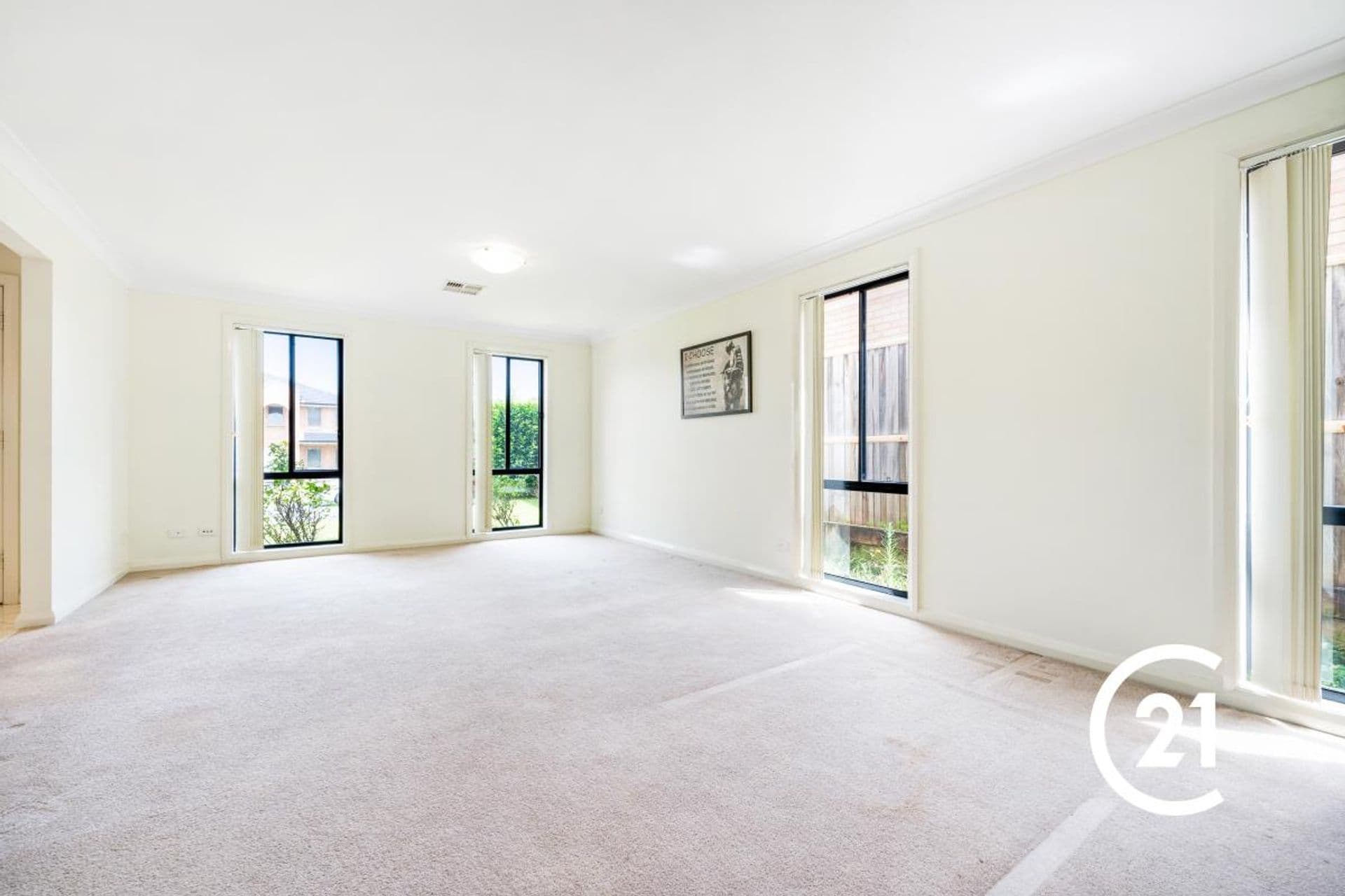 10 Stonehaven Avenue, Kellyville Ridge, NSW, 2155, Kellyville Ridge - Thumbnail 4