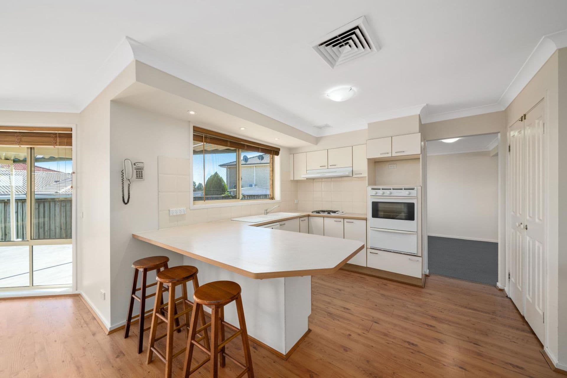 3/8-10 Revesby Place, Revesby, NSW, 2212, Prestons - Thumbnail 2