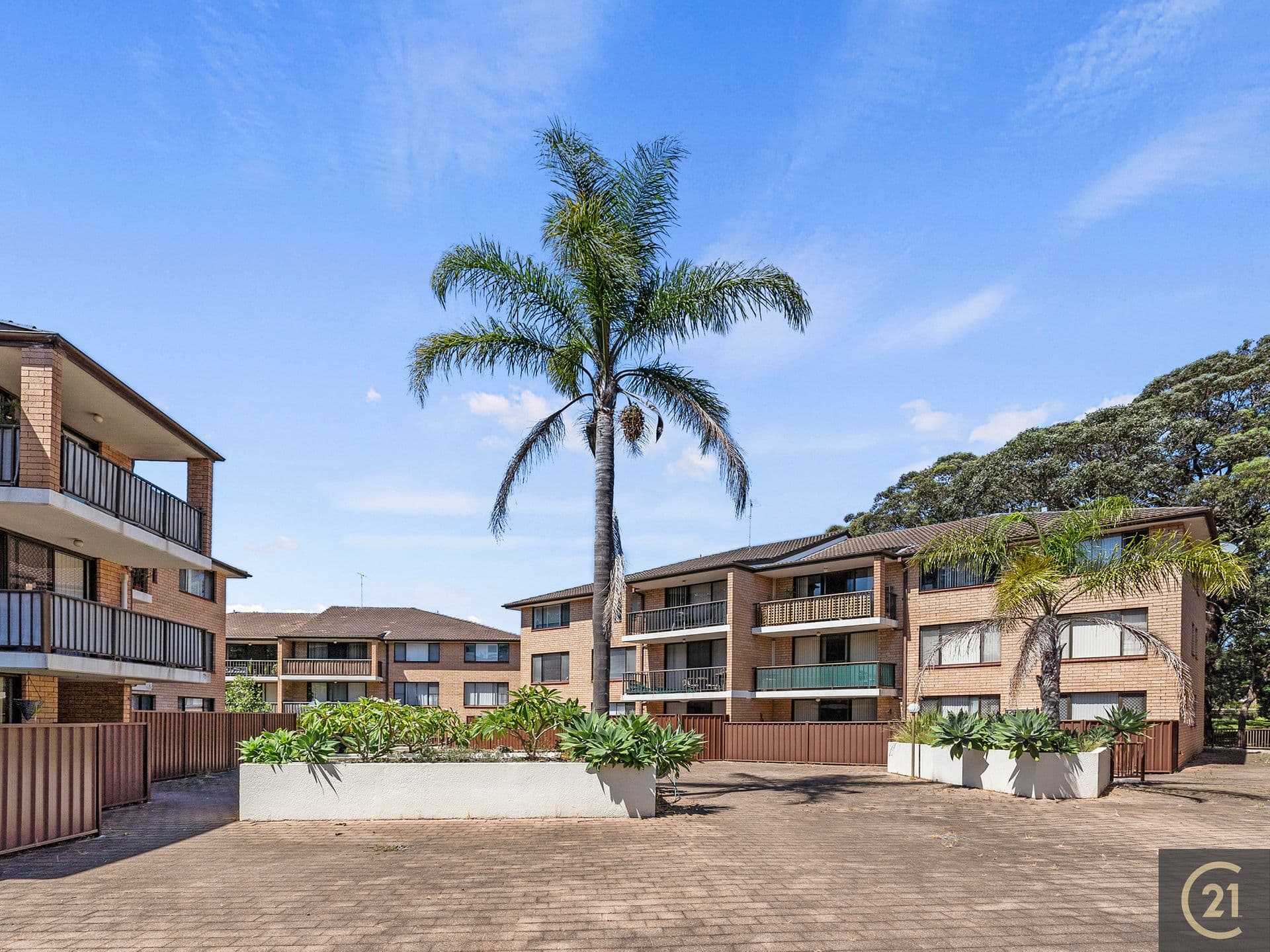 2/94-100 Flora Street, Sutherland, NSW, 2232, Sutherland - Thumbnail 2