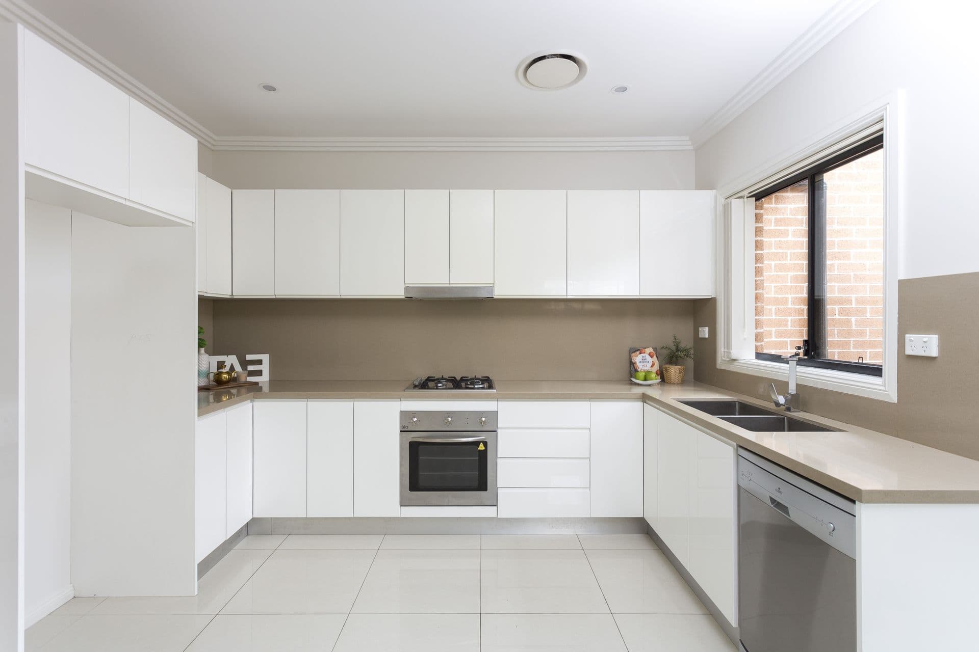 3/8-10 Revesby Place, Revesby, NSW, 2212, Panania - Thumbnail 3