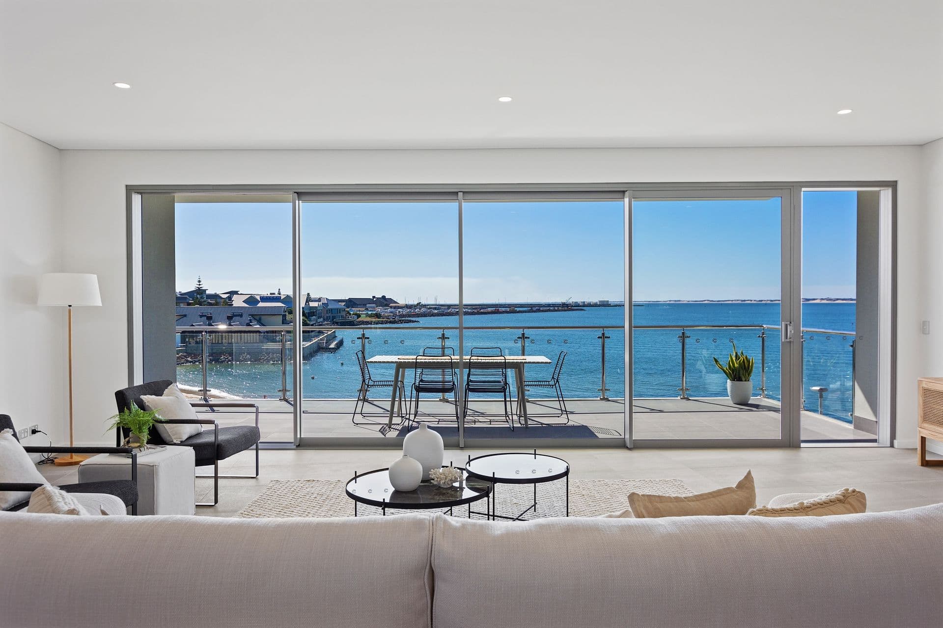 Unit 4/21 Holman Street, Bunbury, WA, 6230, Bunbury - Thumbnail 4