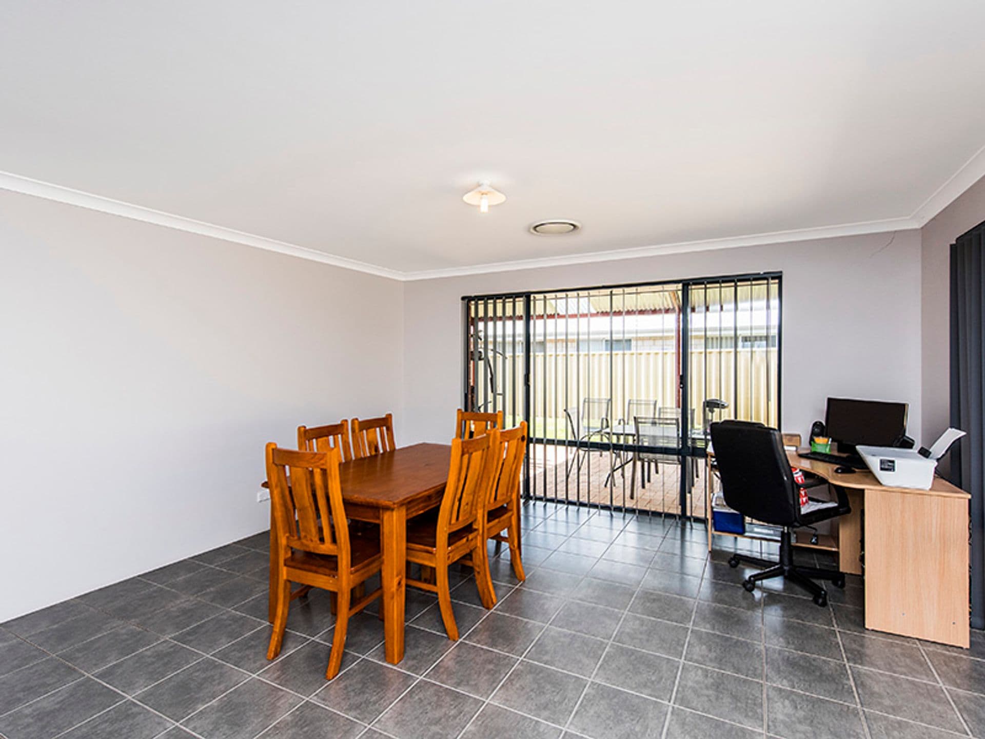 2 Broughton Way, Millbridge, WA, 6232, Millbridge - Thumbnail 4