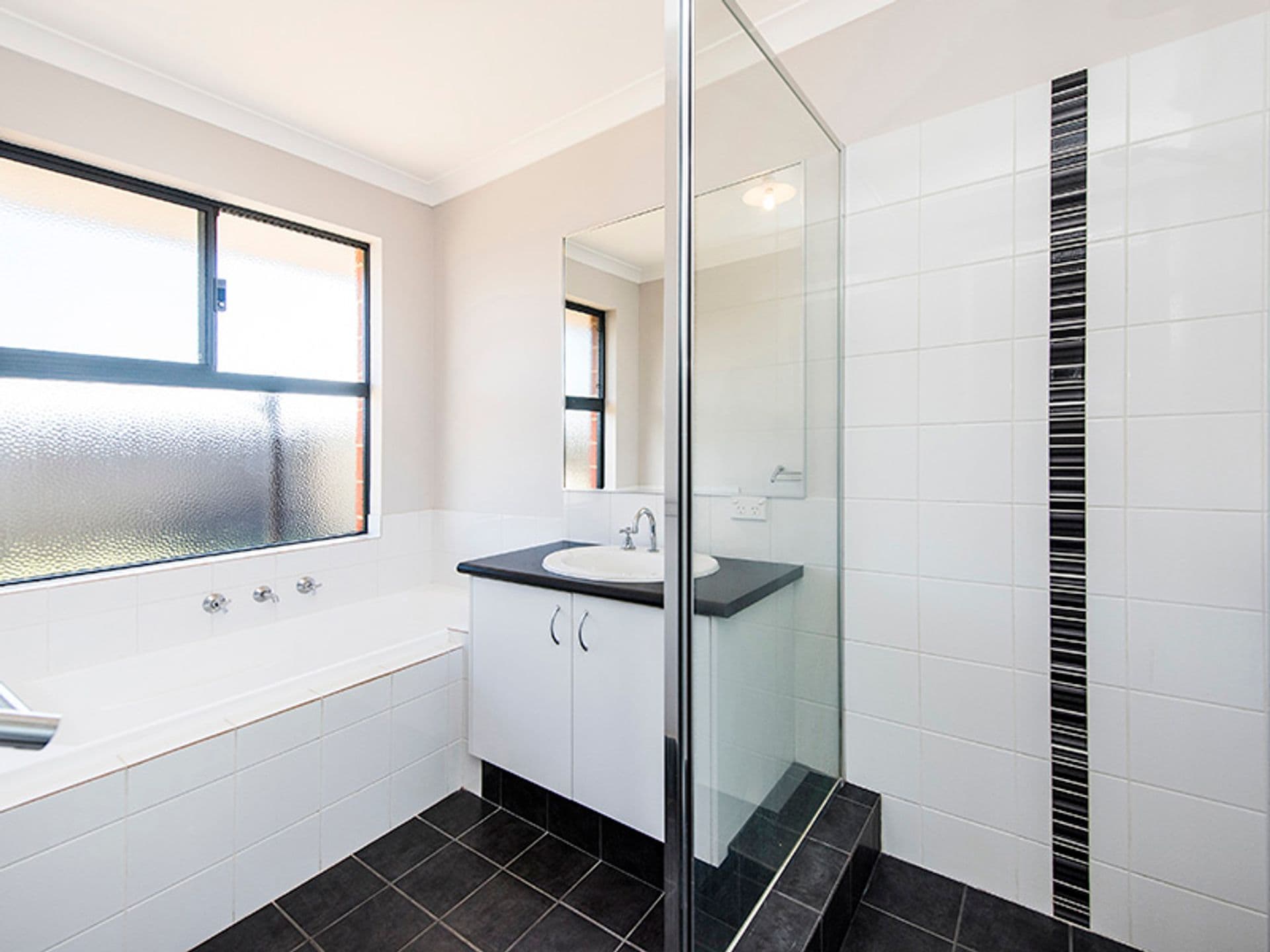 2 Broughton Way, Millbridge, WA, 6232, Millbridge - Thumbnail 8