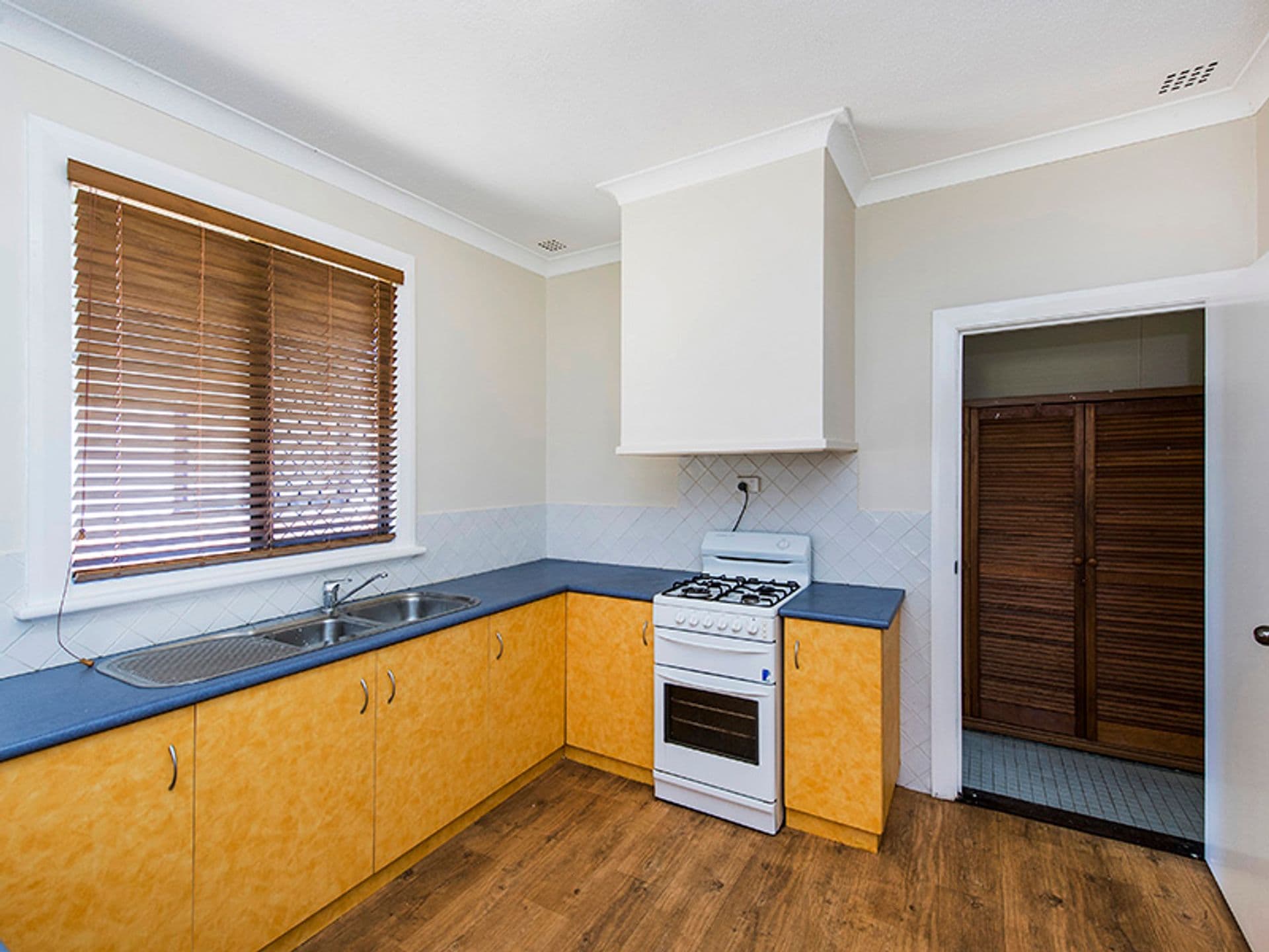 37/23 Casuarina Drive, Bunbury, WA, 6230, Carey Park - Thumbnail 4