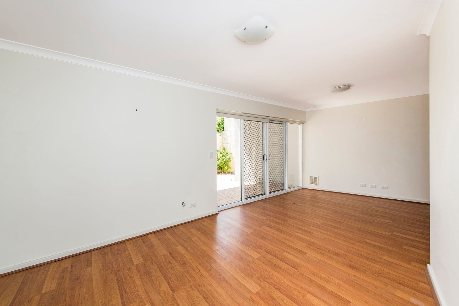 2/21 Samuel Wright Street, Bunbury, WA, 6230, Bunbury - Thumbnail 3