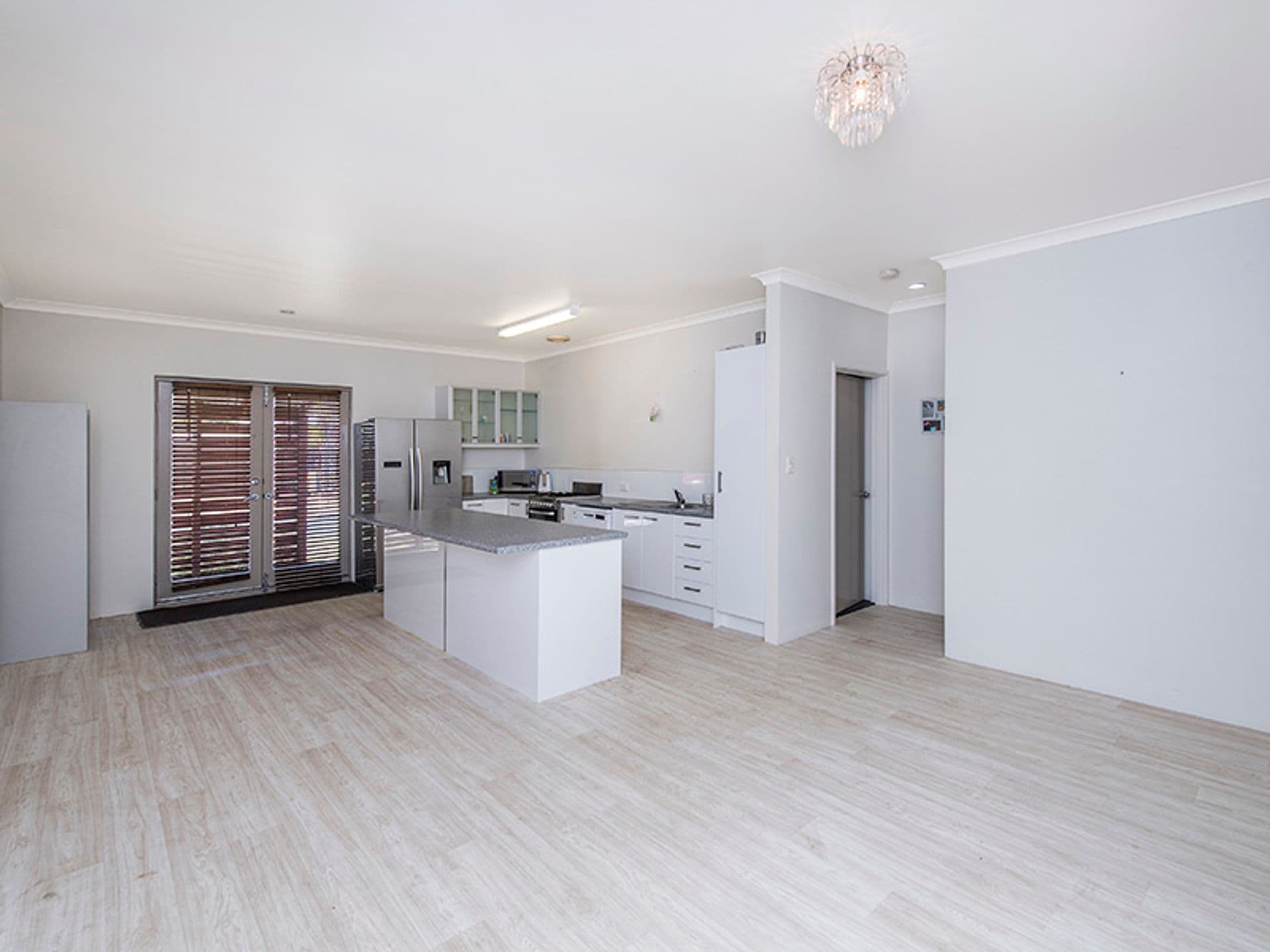 37/23 Casuarina Drive, Bunbury, WA, 6230, Usher - Thumbnail 5