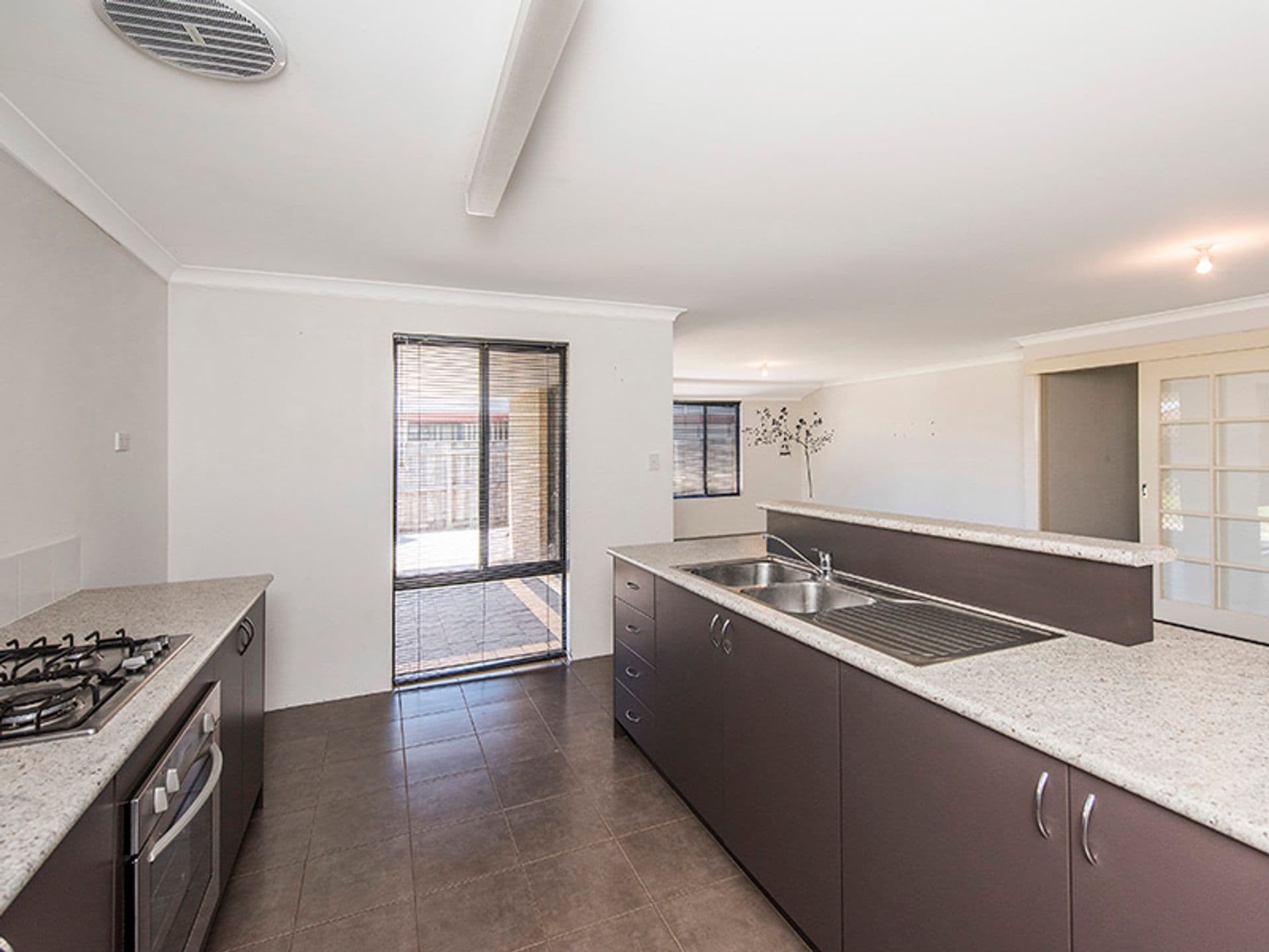 37/23 Casuarina Drive, Bunbury, WA, 6230, Australind - Thumbnail 4