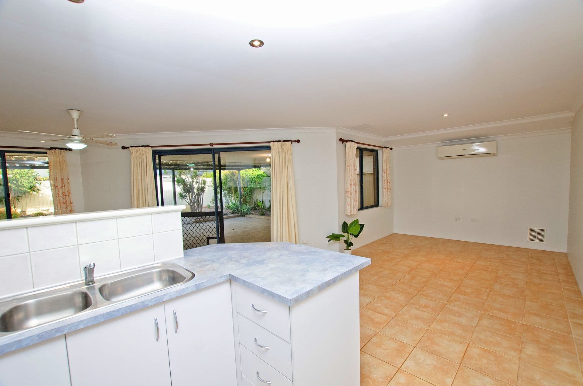 37/23 Casuarina Drive, Bunbury, WA, 6230, Eaton - Thumbnail 6