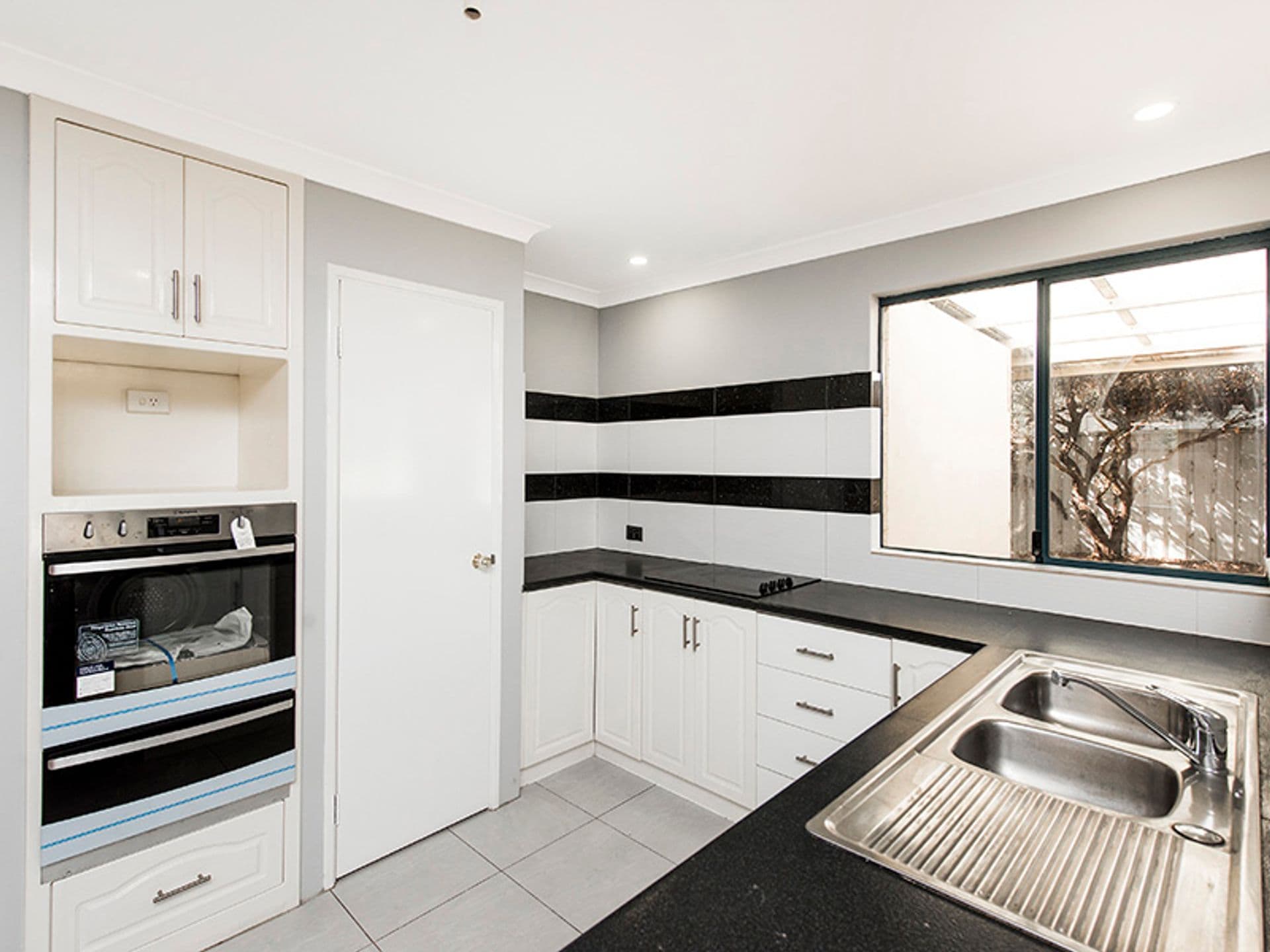 37/23 Casuarina Drive, Bunbury, WA, 6230, Pelican Point - Thumbnail 7