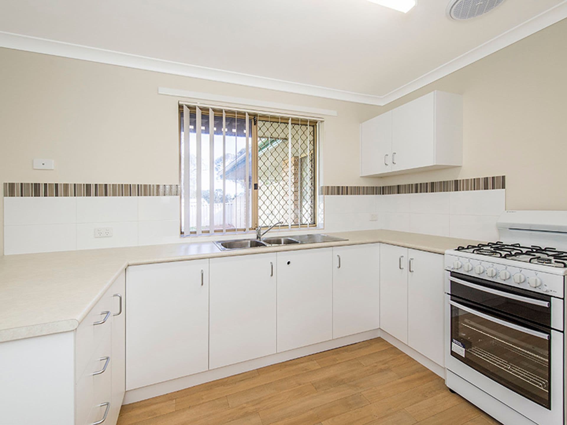 37/23 Casuarina Drive, Bunbury, WA, 6230, Withers - Thumbnail 4
