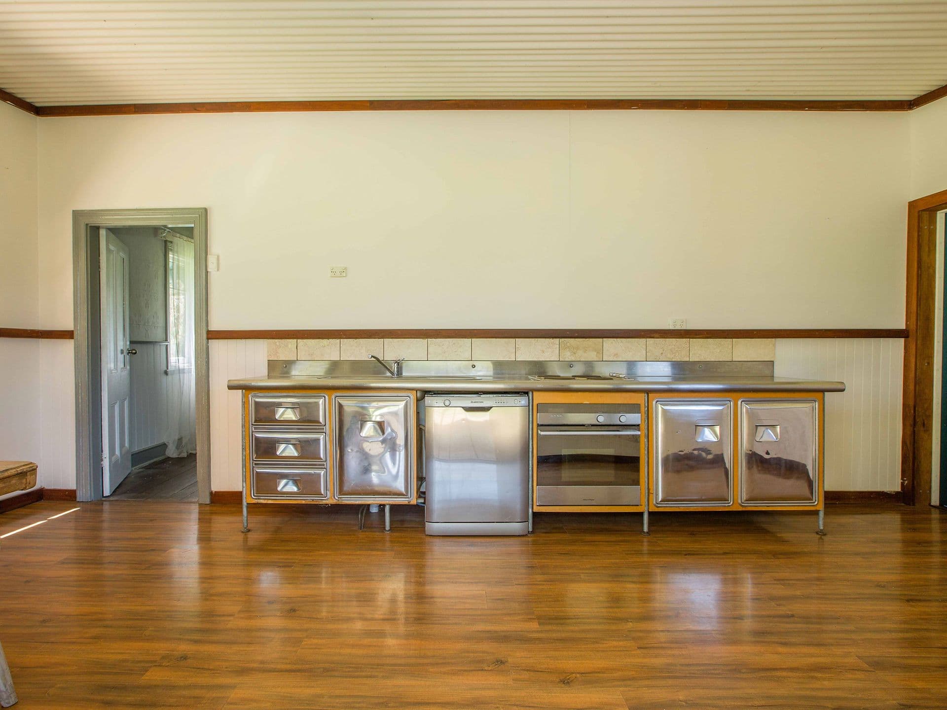 159 Capel Drive, Capel, WA, 6271, Capel - Thumbnail 2