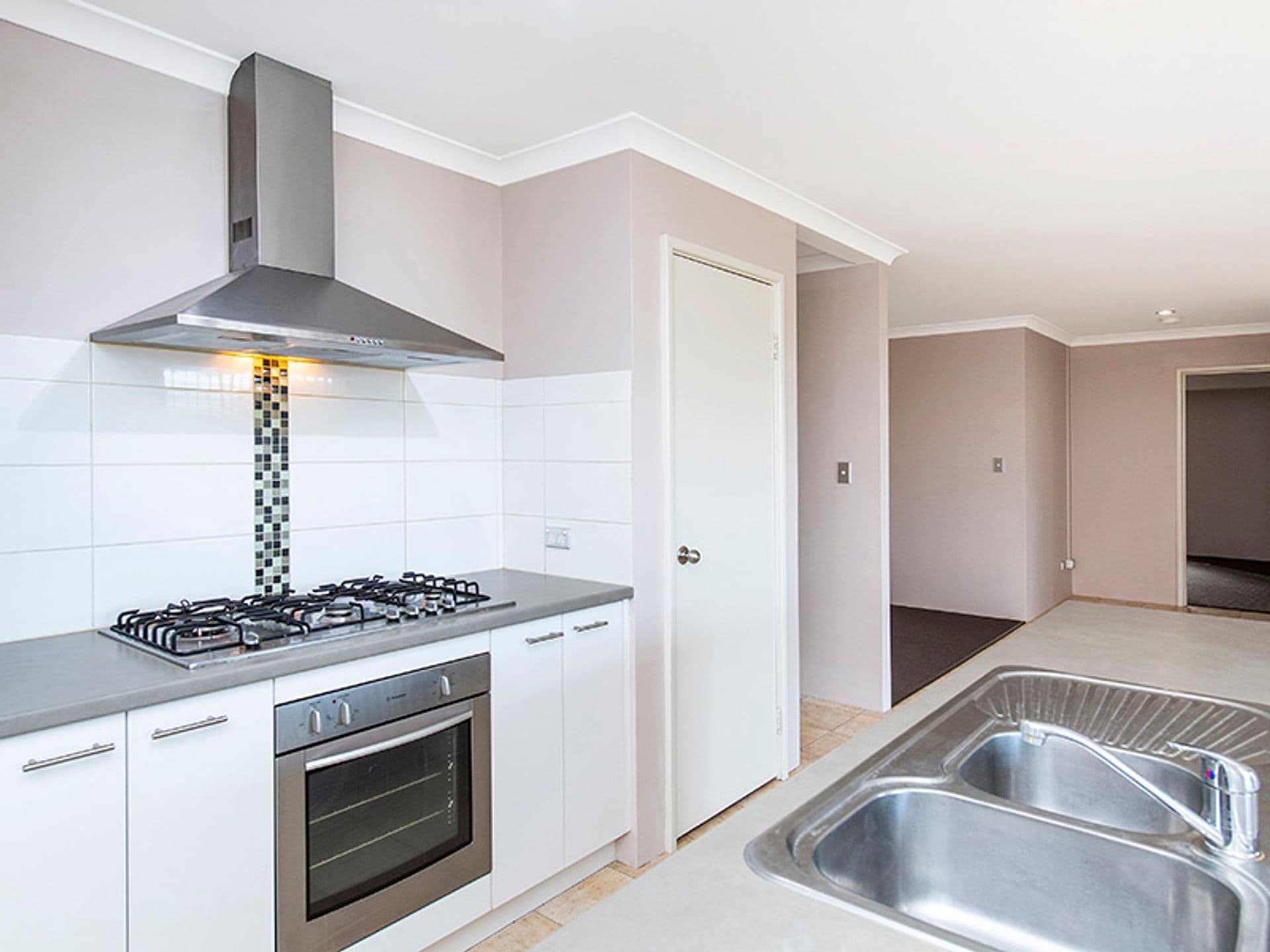 37/23 Casuarina Drive, Bunbury, WA, 6230, Australind - Thumbnail 2