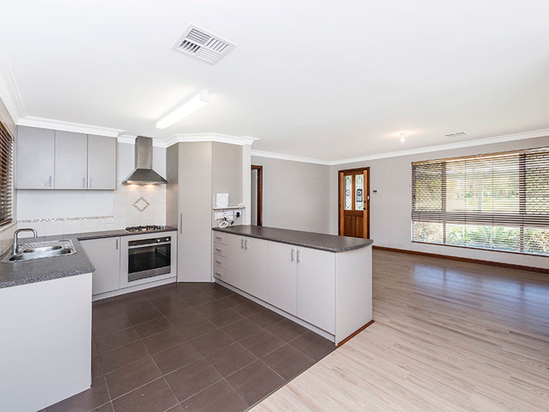 37/23 Casuarina Drive, Bunbury, WA, 6230, Dardanup - Thumbnail 5