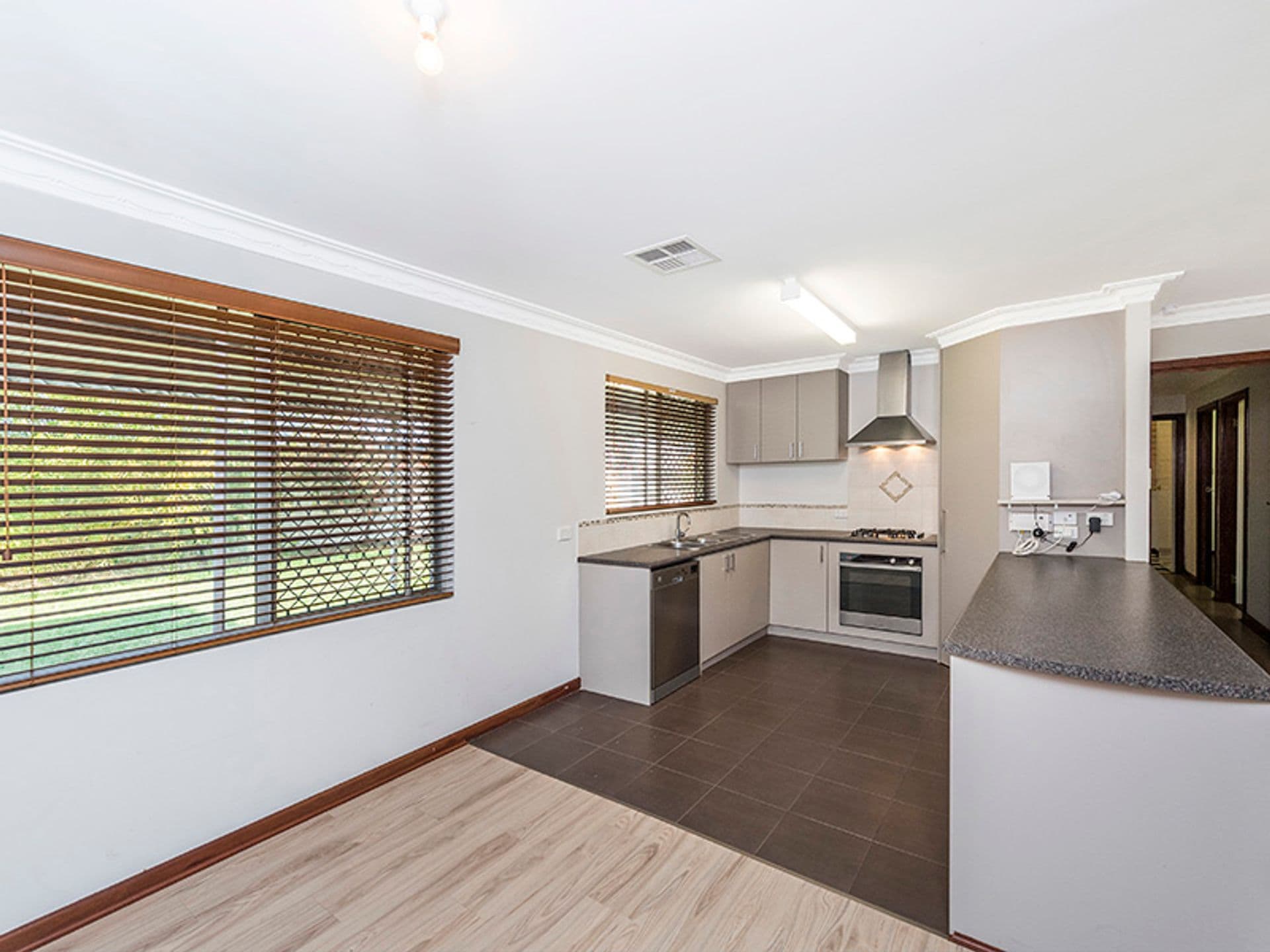 37/23 Casuarina Drive, Bunbury, WA, 6230, Dardanup - Thumbnail 6