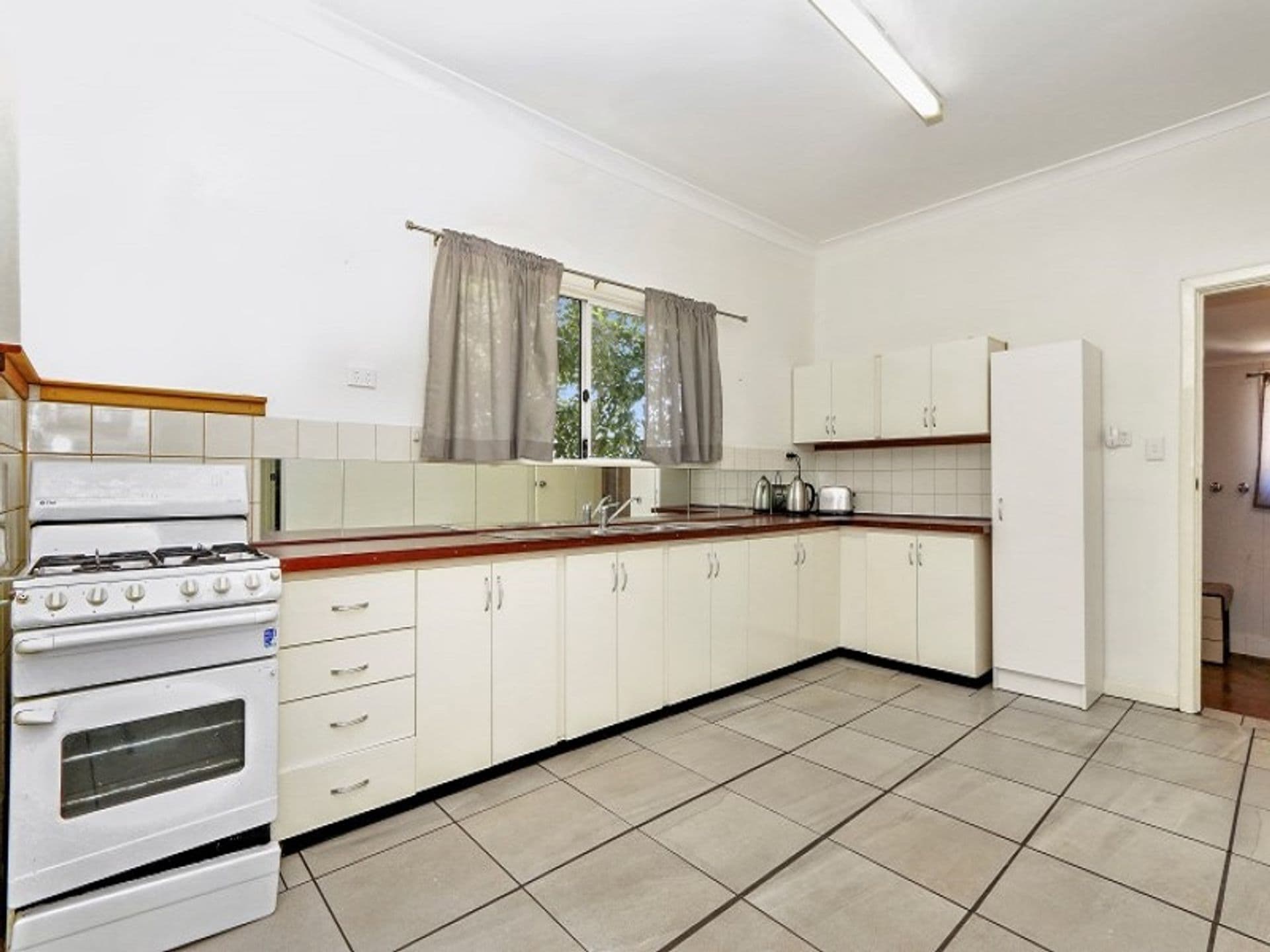 37/23 Casuarina Drive, Bunbury, WA, 6230, Collie - Thumbnail 2