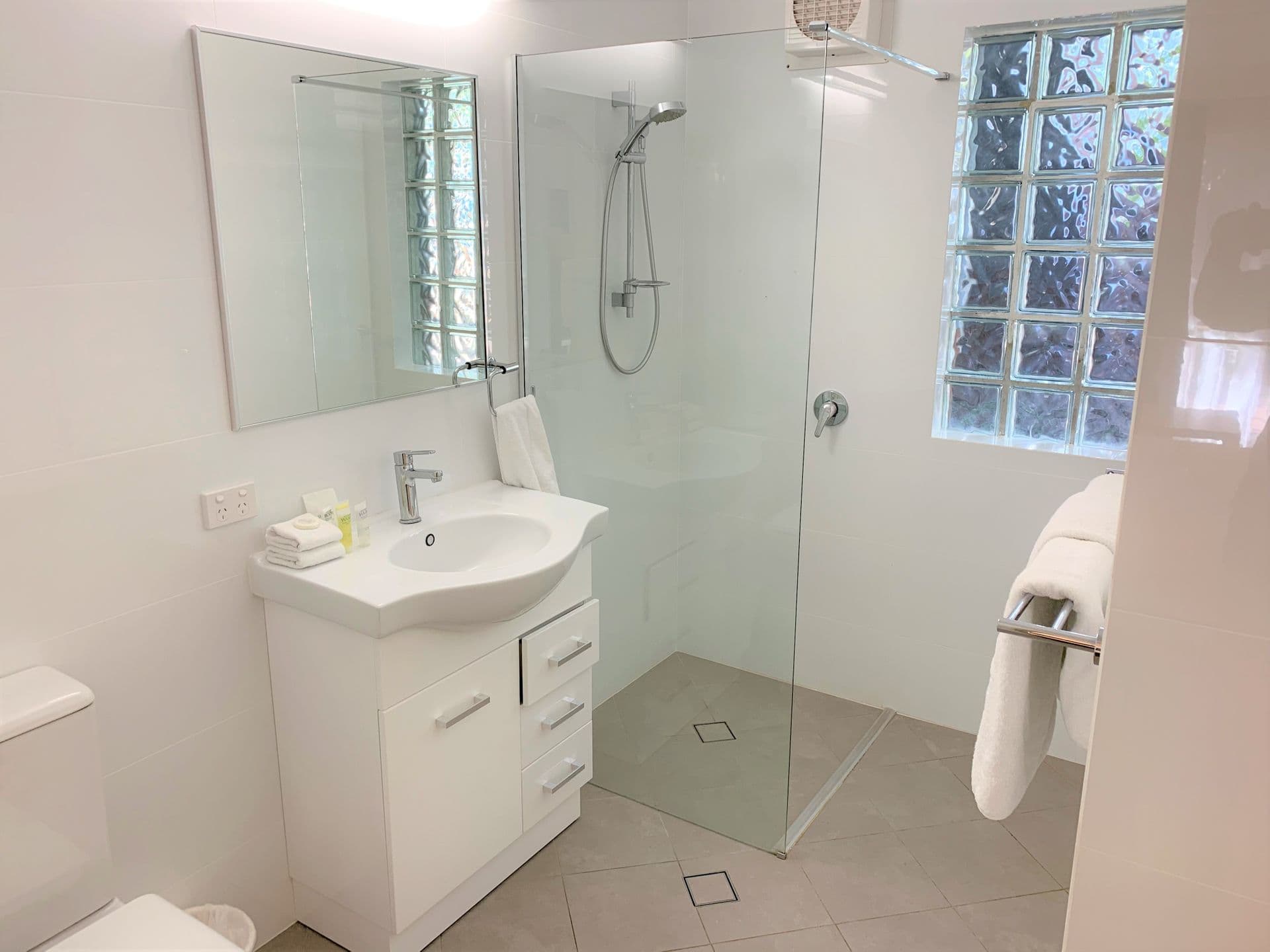 89/11 Holgate Road, Broadwater, WA, 6280, Broadwater - Thumbnail 3