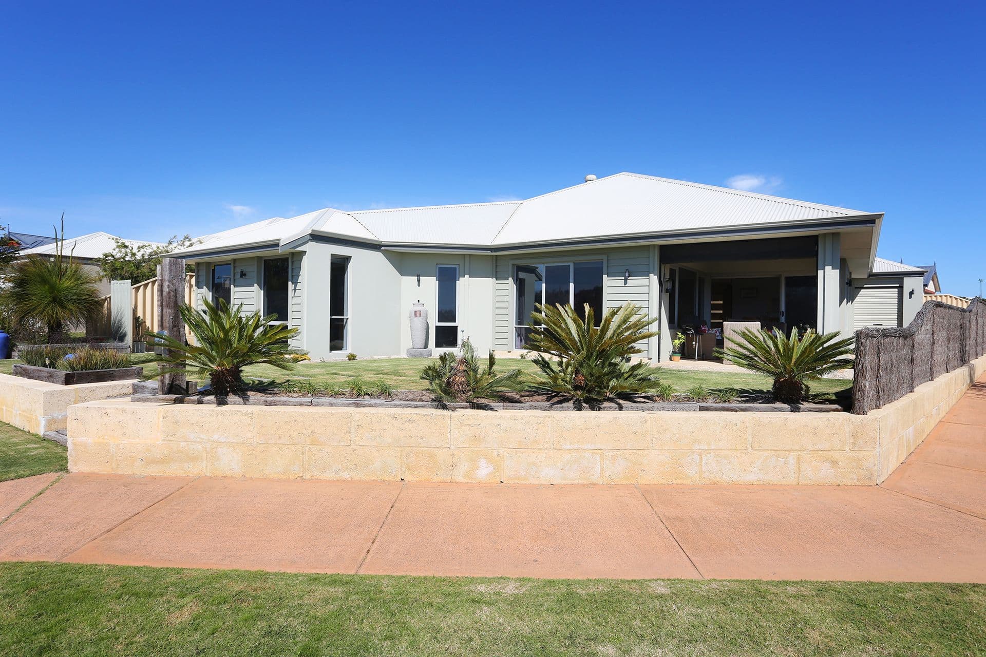 19 Hunter Circle, Millbridge, WA, 6232, Millbridge - Image 1