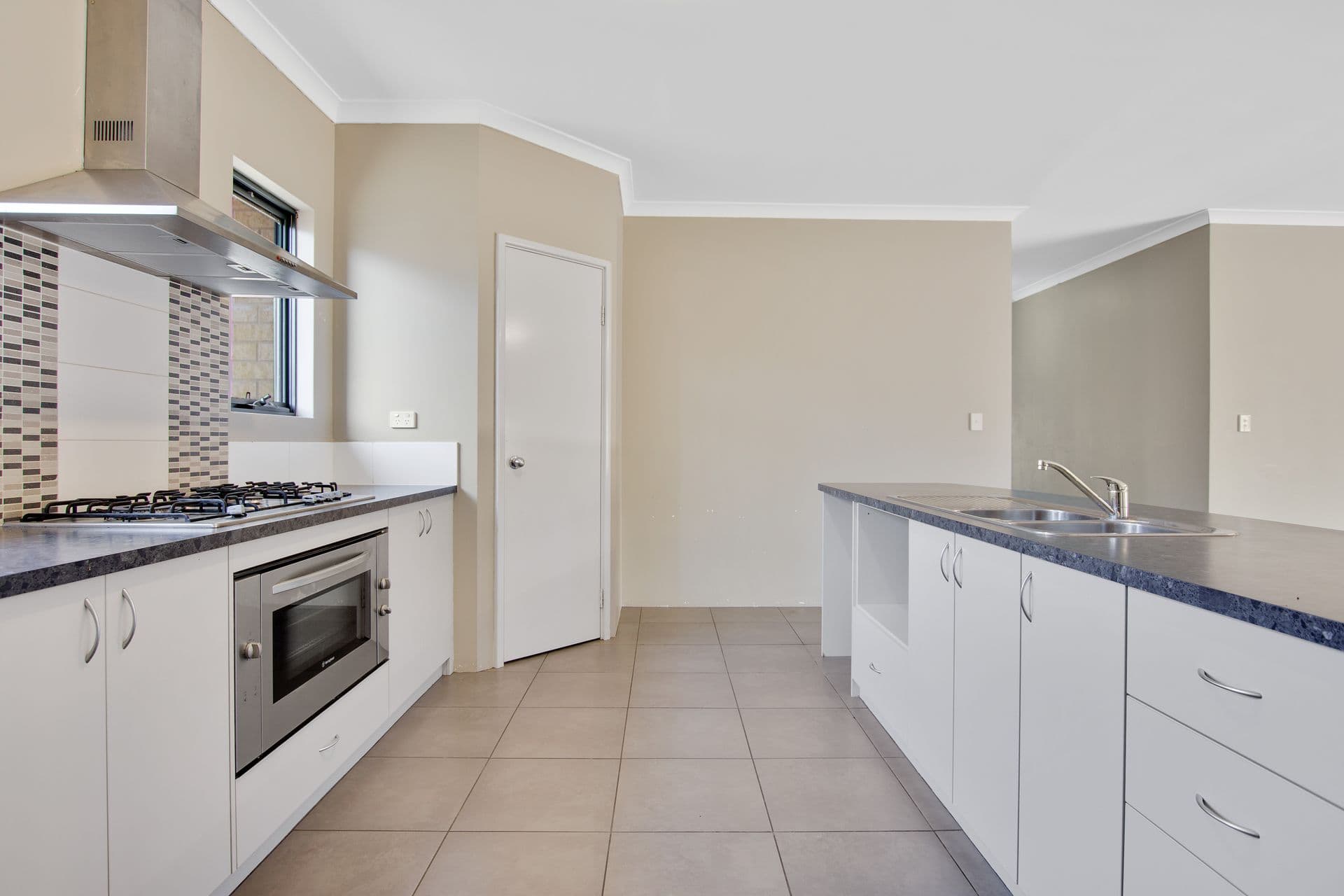 37/23 Casuarina Drive, Bunbury, WA, 6230, Millbridge - Thumbnail 7