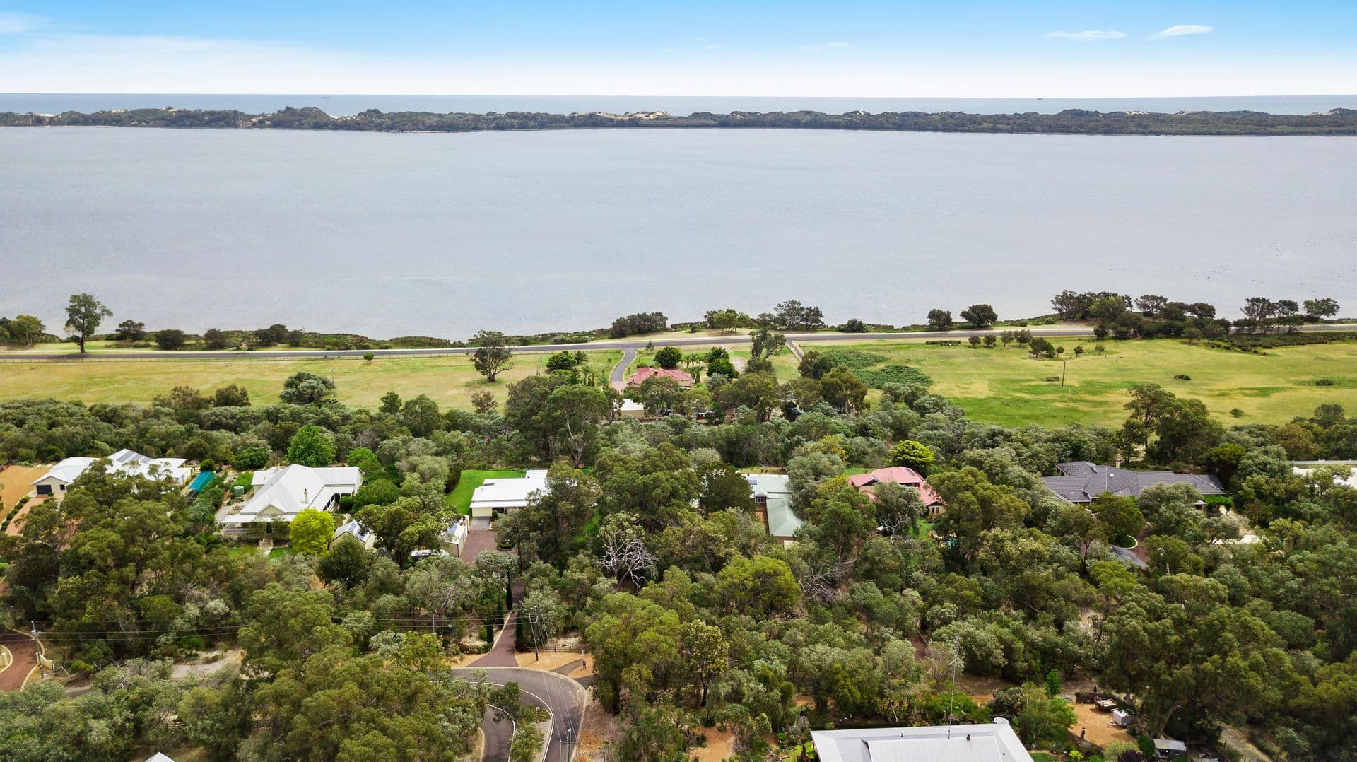 13 Grosmont Glade, Leschenault, WA, 6233, Leschenault - Thumbnail 2