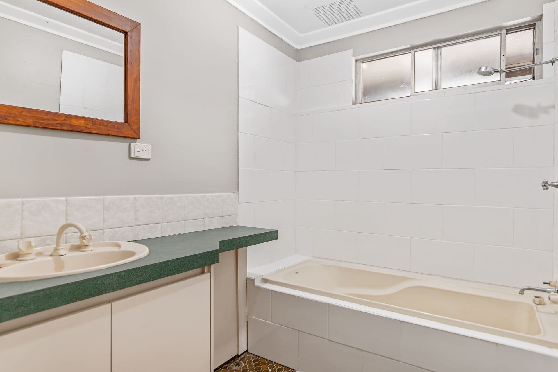 16 Underwood Street, Carey Park, WA, 6230, Carey Park - Thumbnail 5