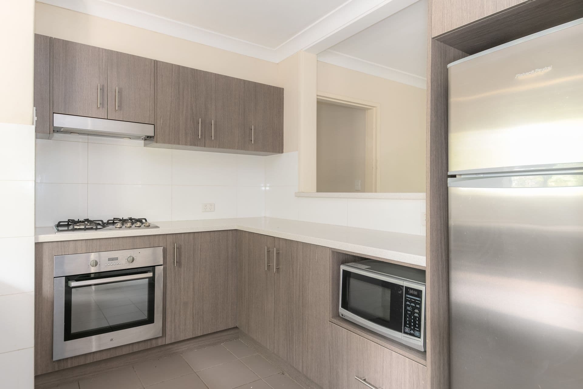 9/1 Stallard Place, Withers, WA, 6230, Withers - Thumbnail 2
