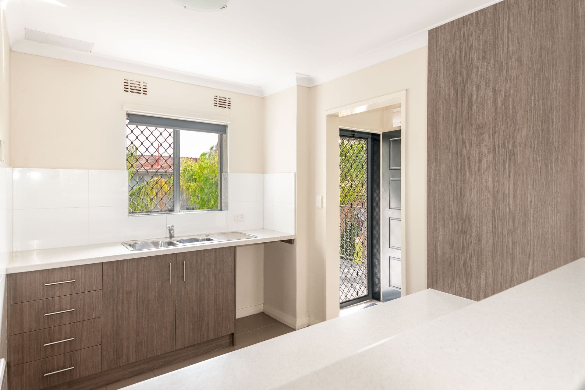 44/1 Stallard Place, Withers, WA, 6230, Withers - Thumbnail 2
