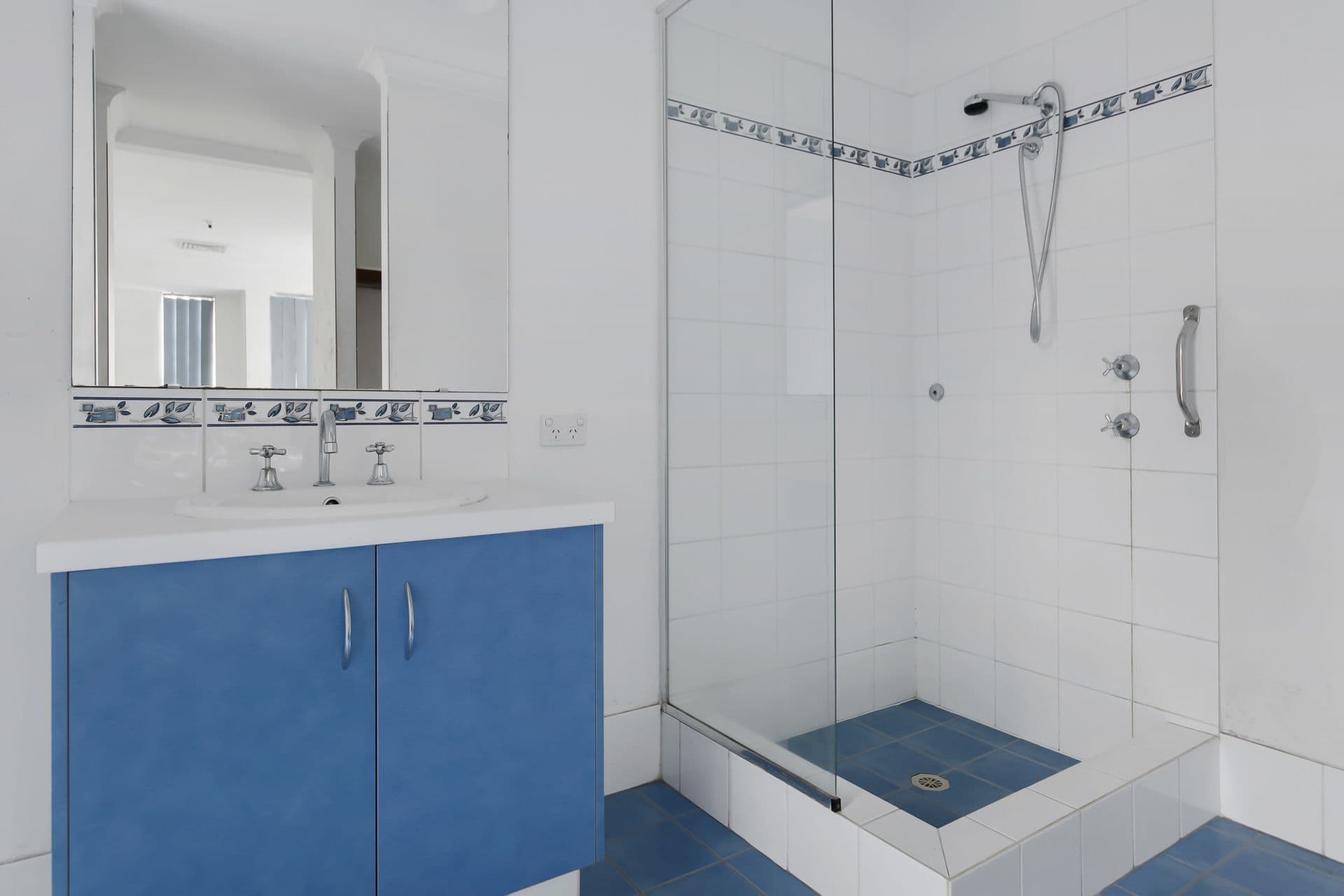 98 Barton Drive, Australind, WA, 6233, Australind - Thumbnail 6