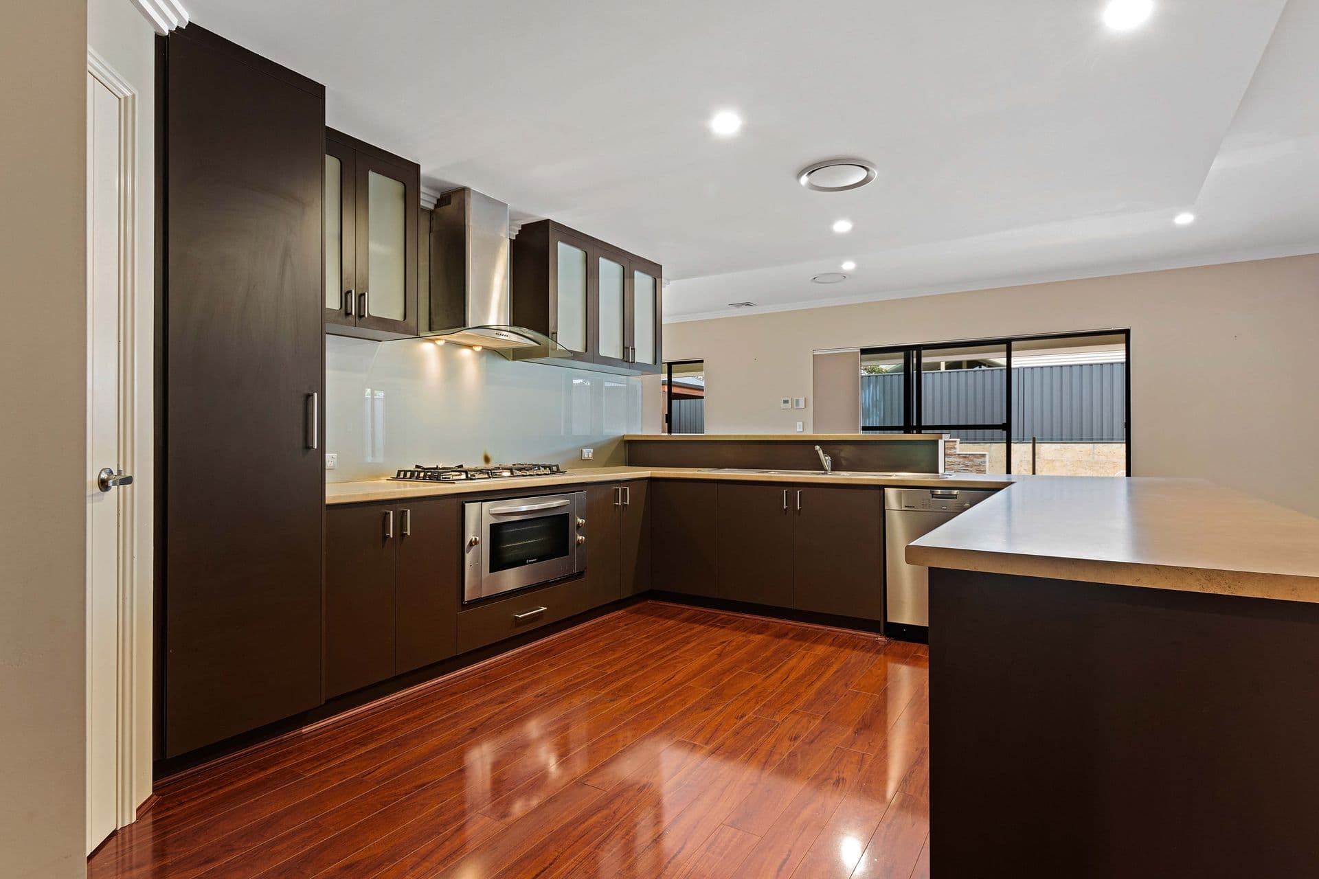 37/23 Casuarina Drive, Bunbury, WA, 6230, Australind - Thumbnail 2