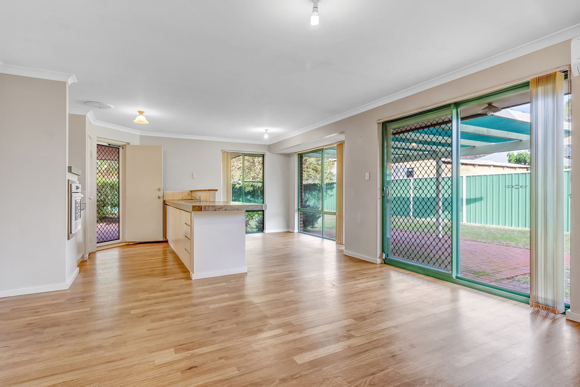 4/6 Forrest Road, Capel, WA, 6271, Capel - Thumbnail 6
