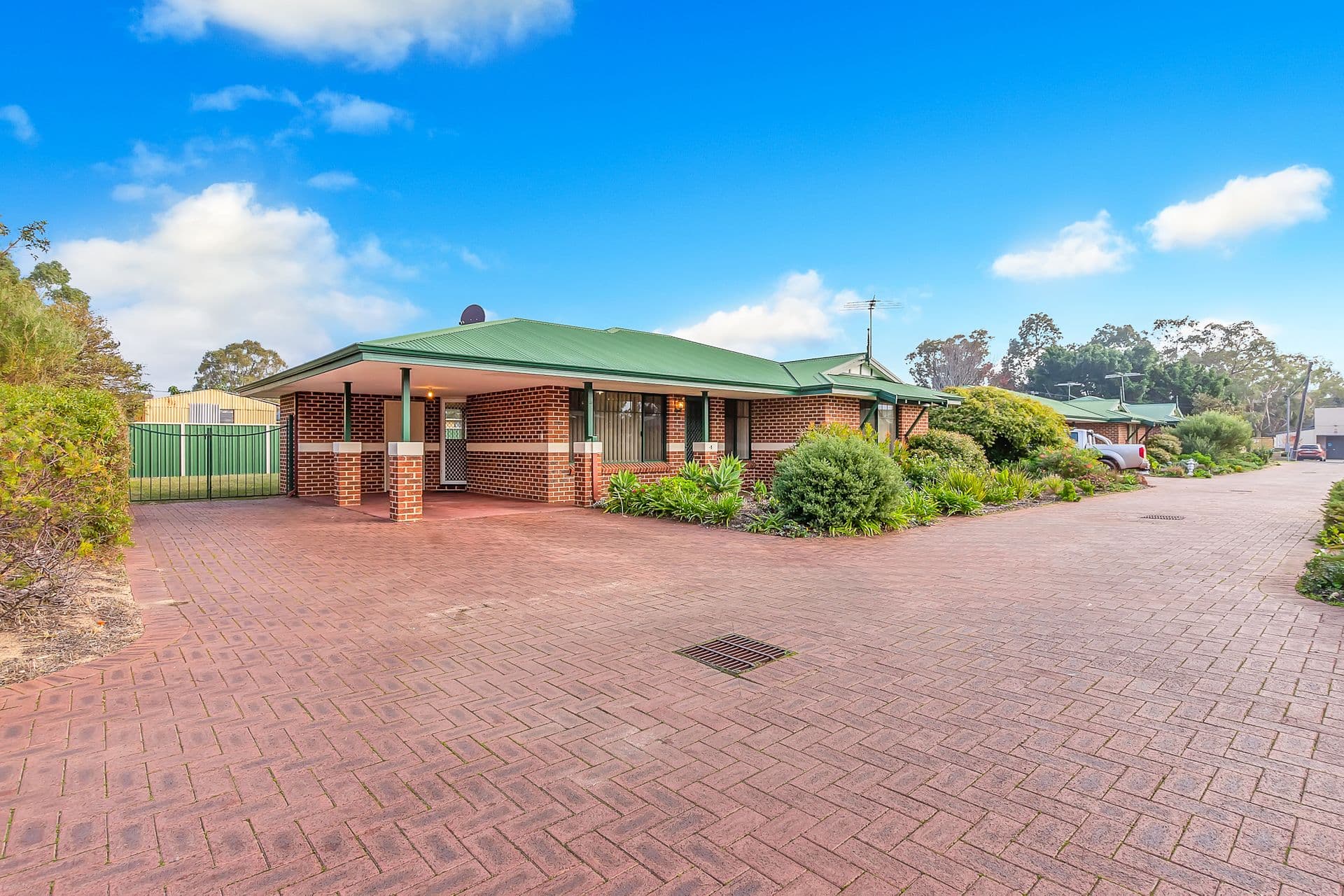 4/6 Forrest Road, Capel, WA, 6271, Capel - Thumbnail 2