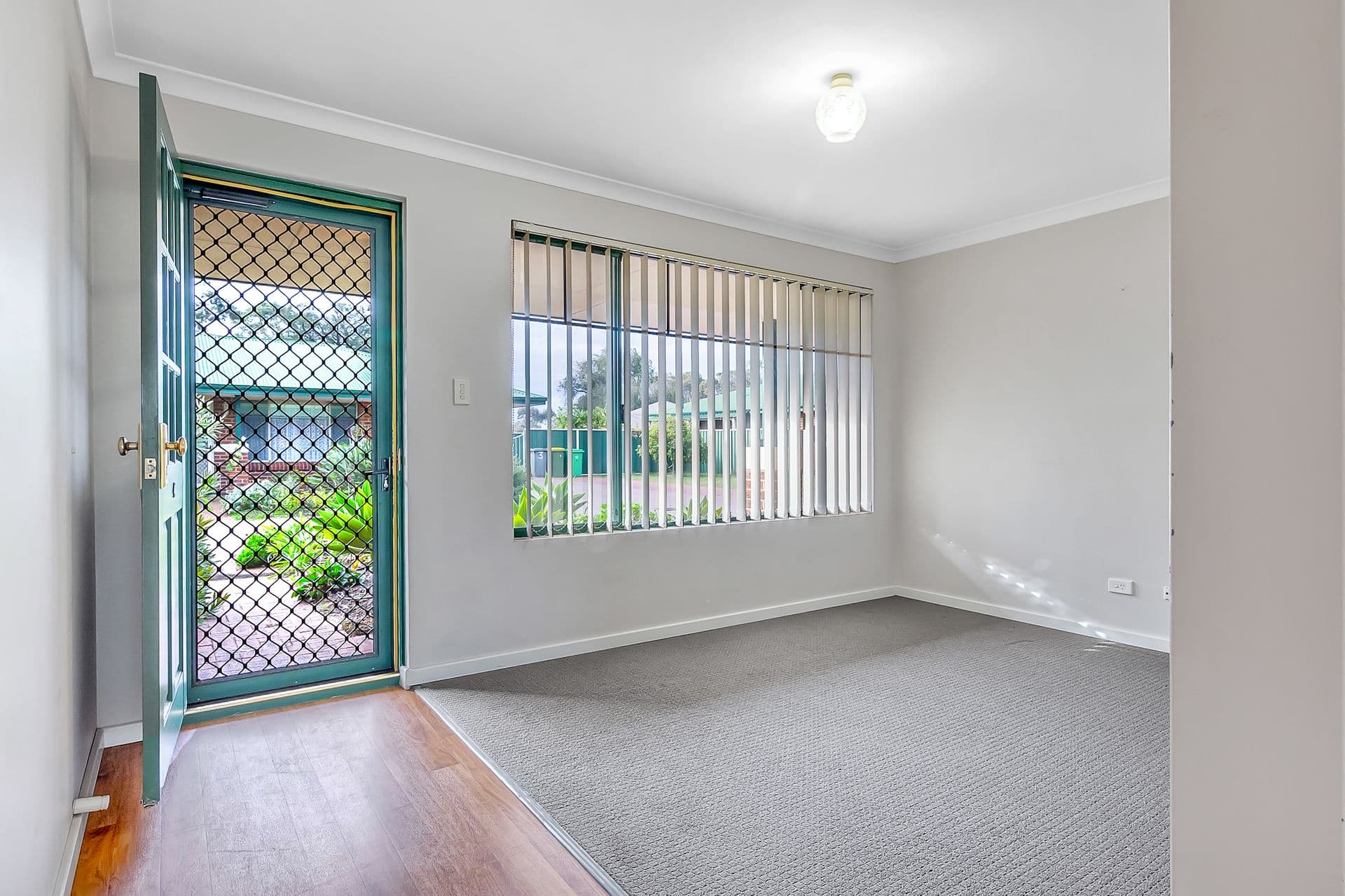 4/6 Forrest Road, Capel, WA, 6271, Capel - Thumbnail 3